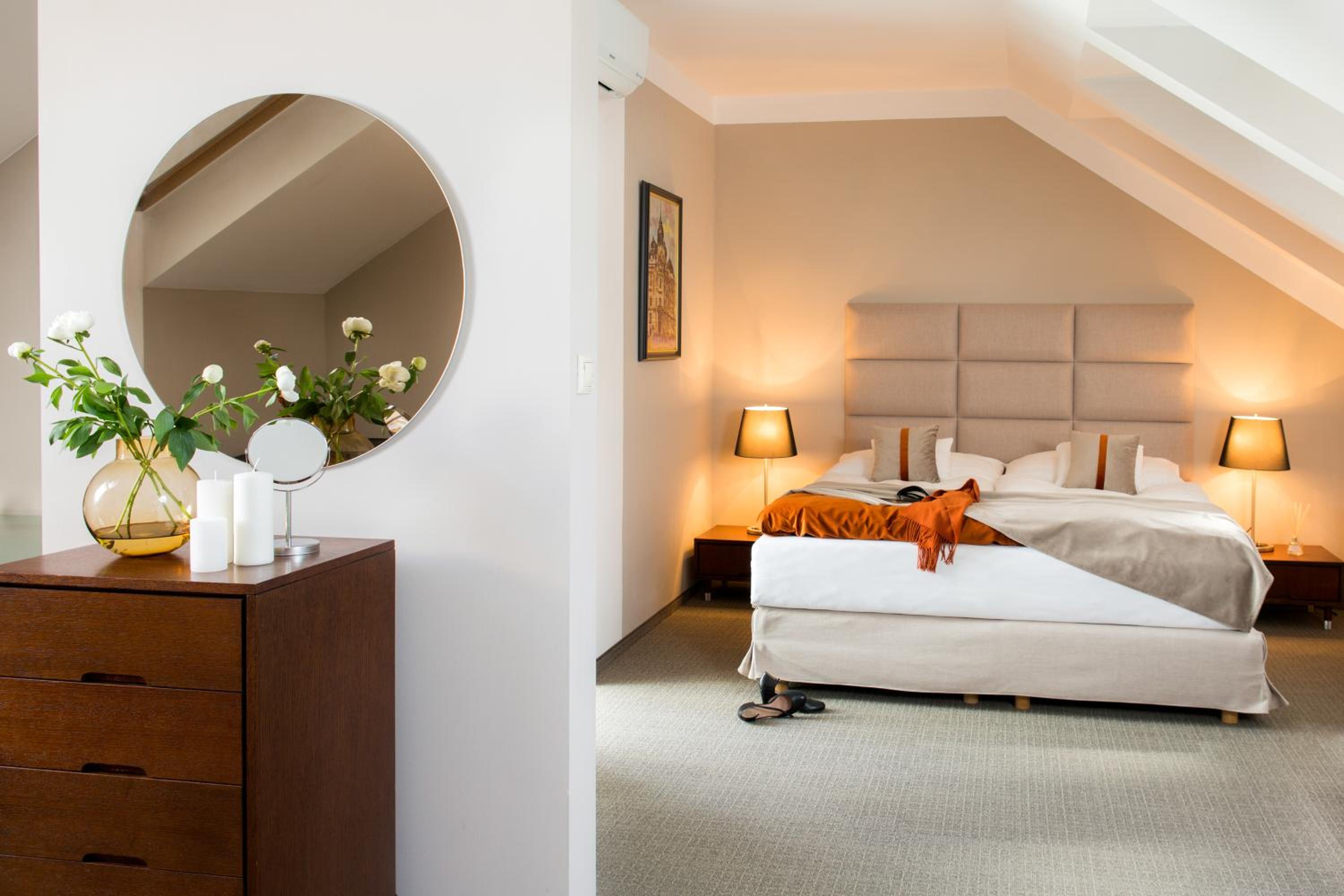 Business Suite photo 1