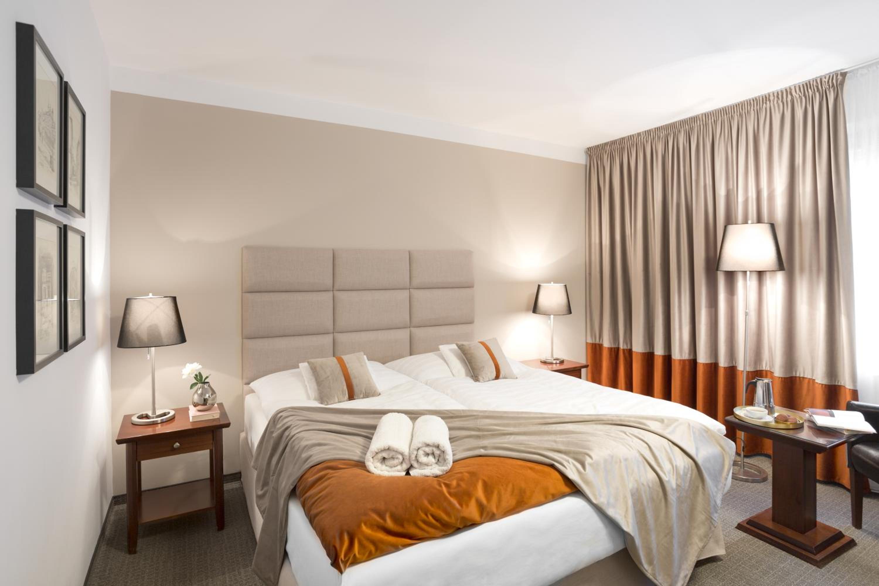 Double Room - Photo 1