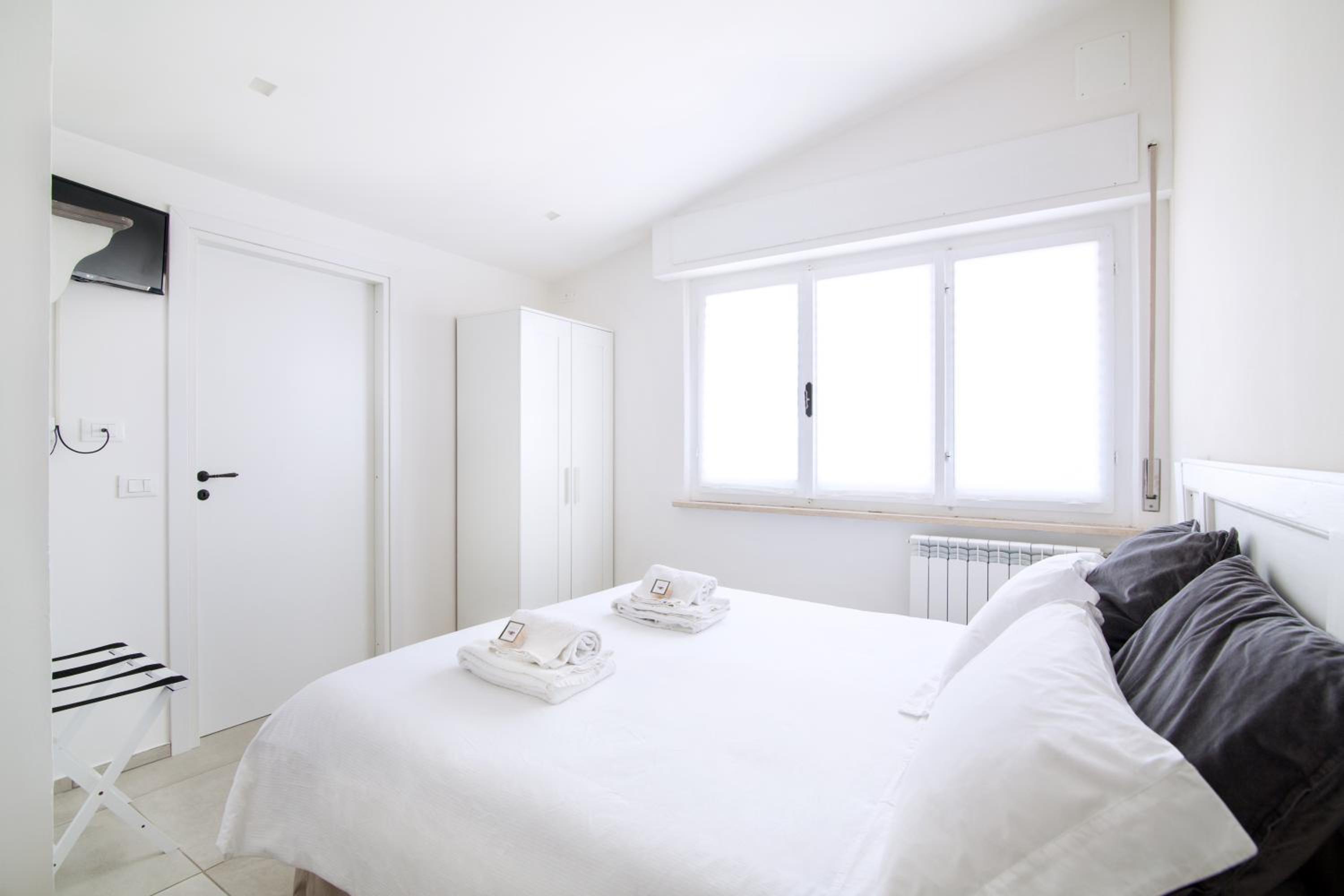 Double or Twin Room with Private Bathroom