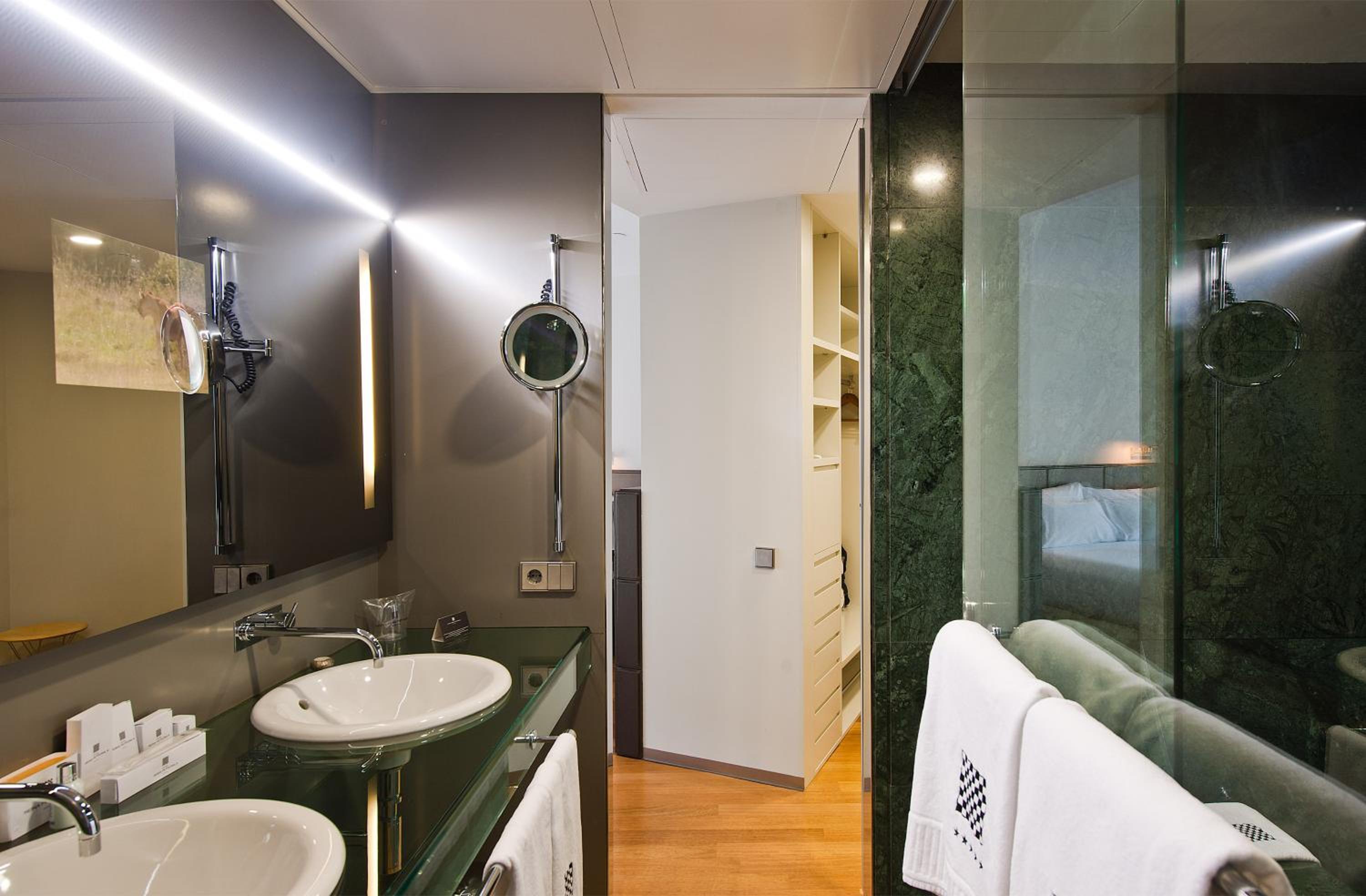 Junior Suite - Photo 2