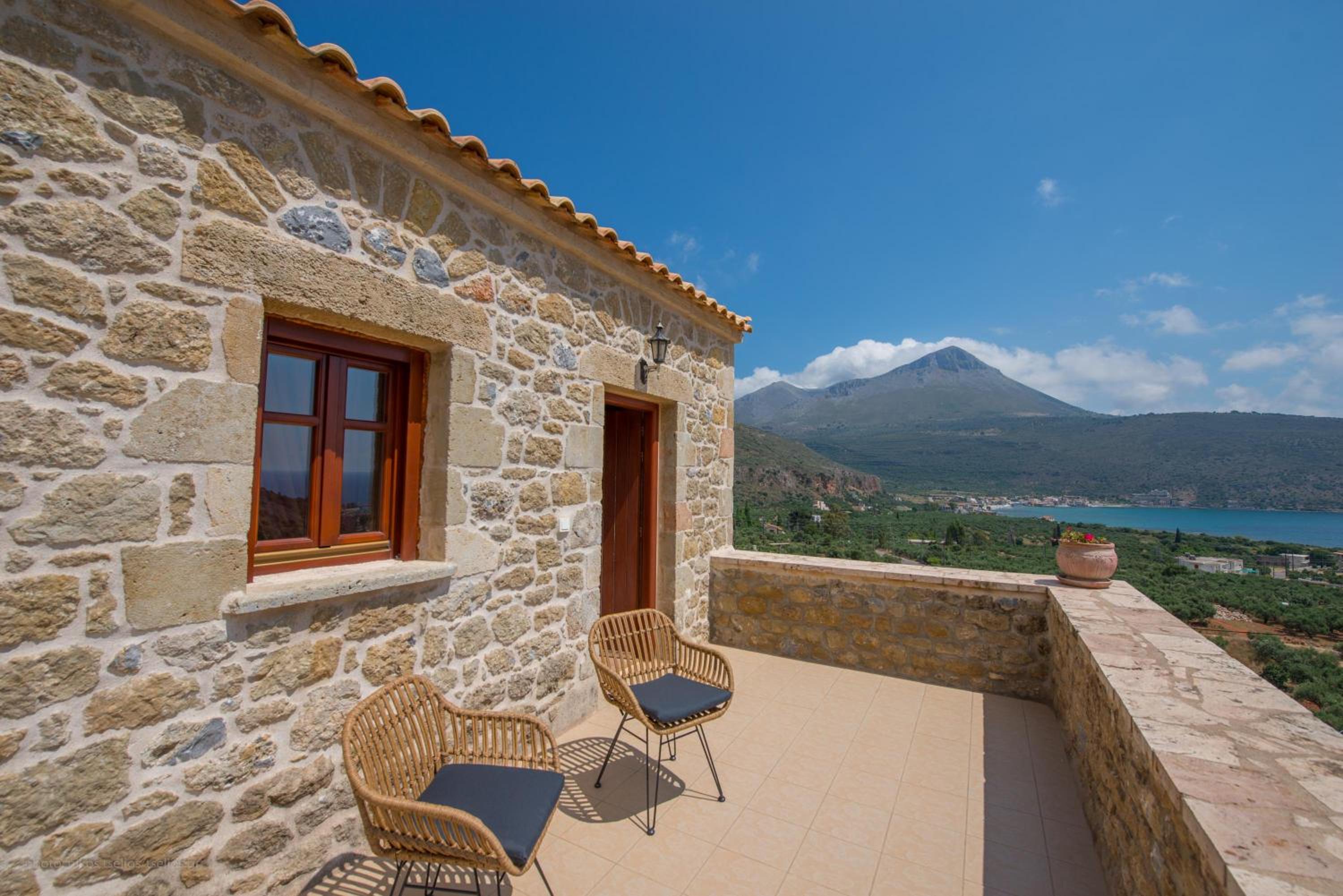 Family Suite with Sea View - Photo 4
