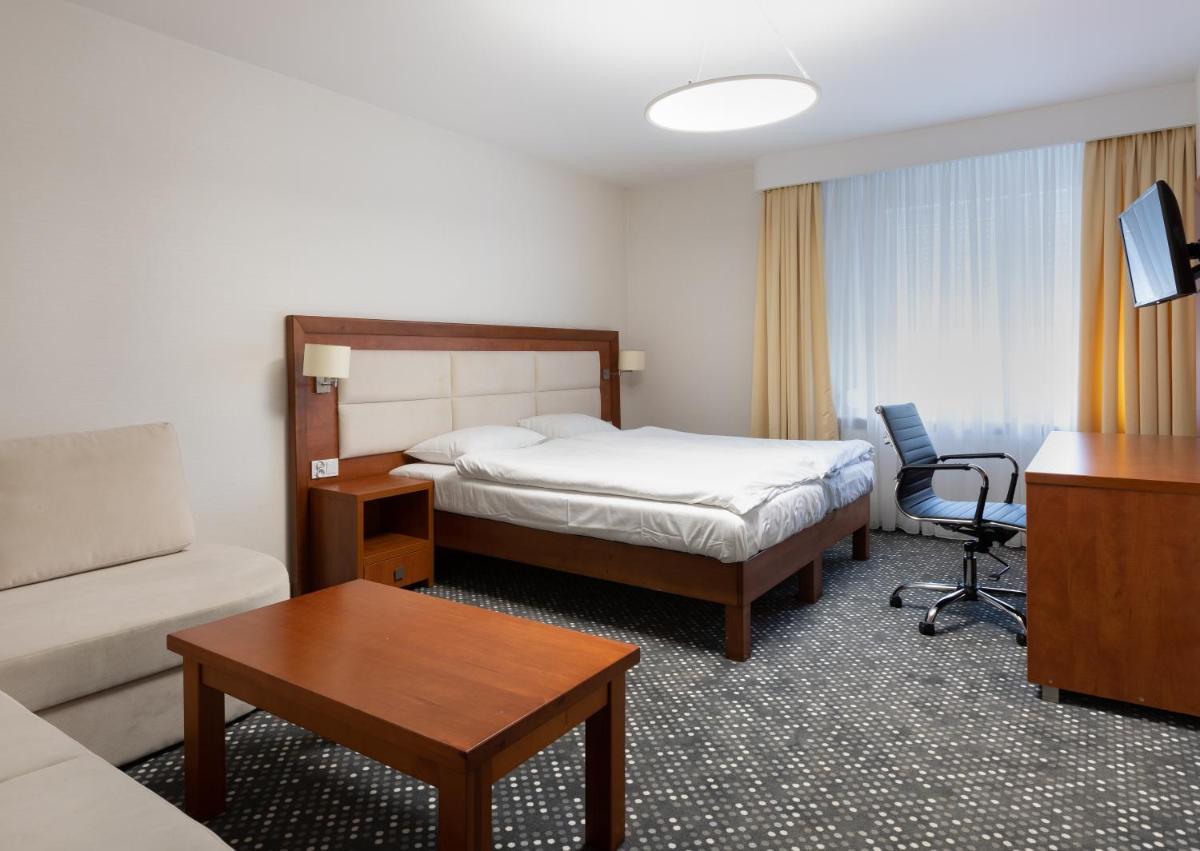 Superior Quadruple Room - Photo 1