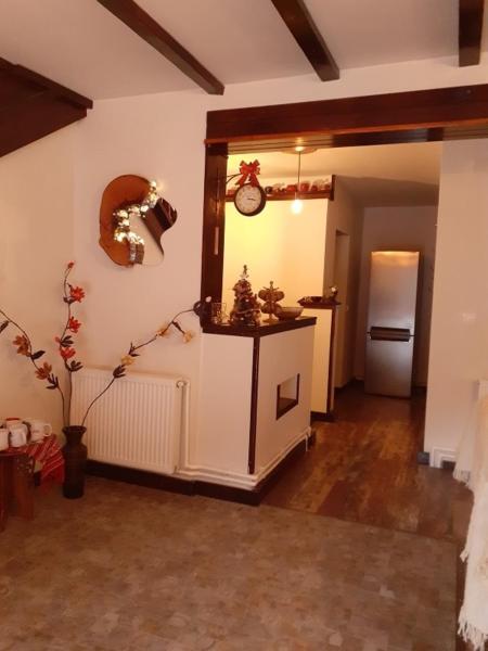 Three-Bedroom Apartment photo 2