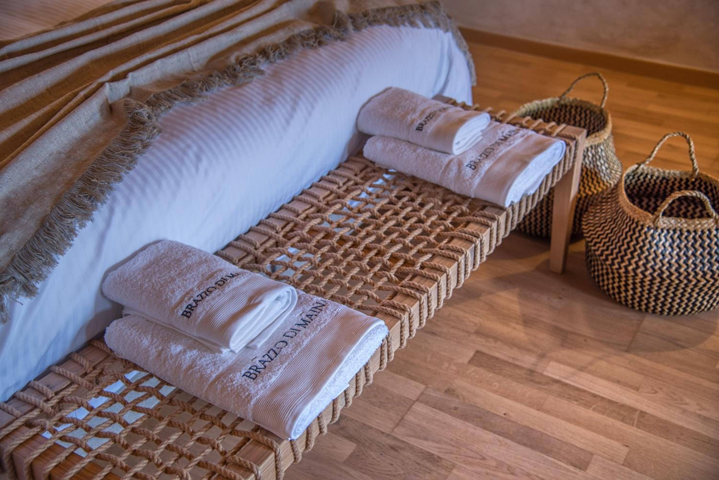 Premium Suite with Jetted Tub and Sea View  - Photo 9