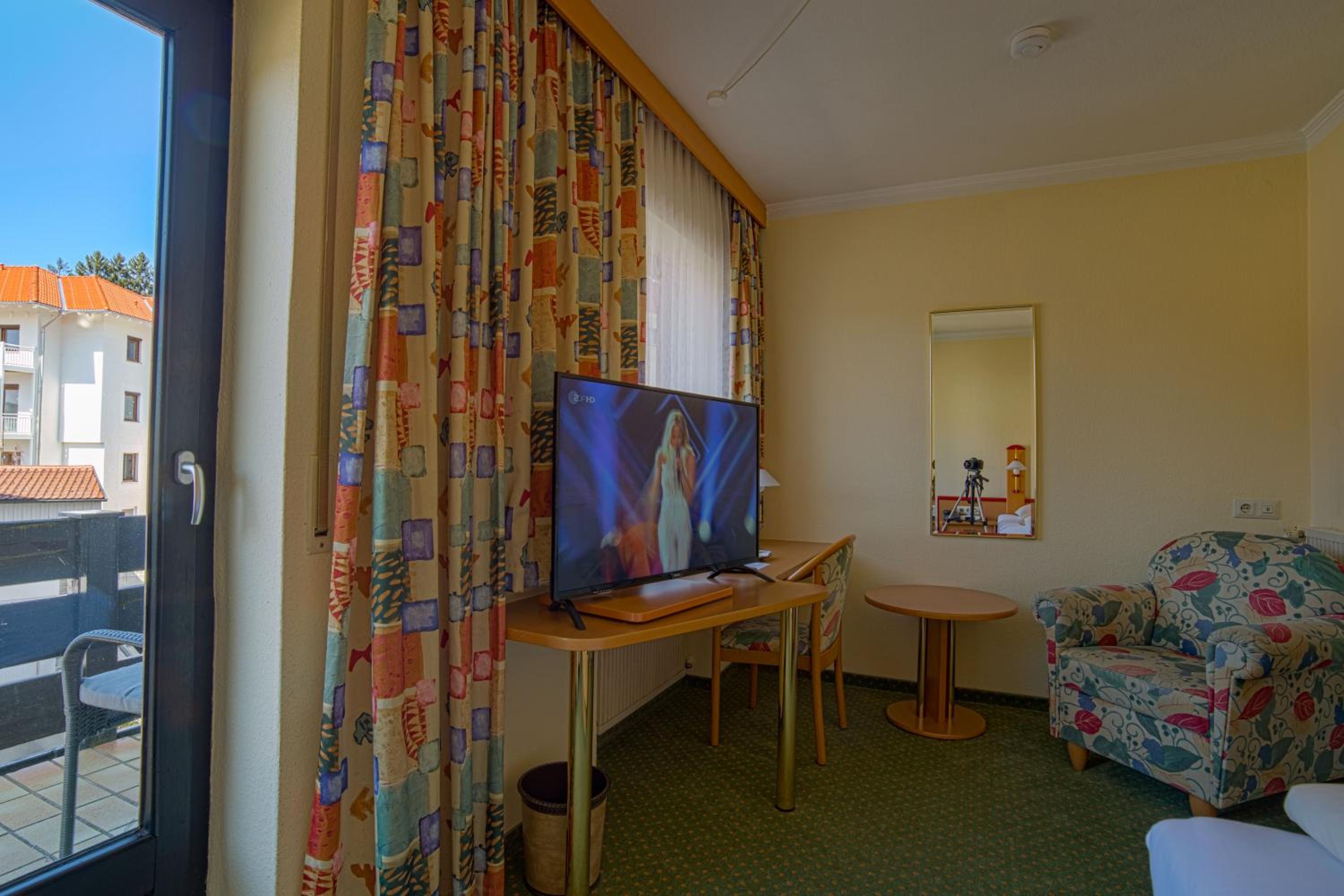 Single Room with Balcony photo 1