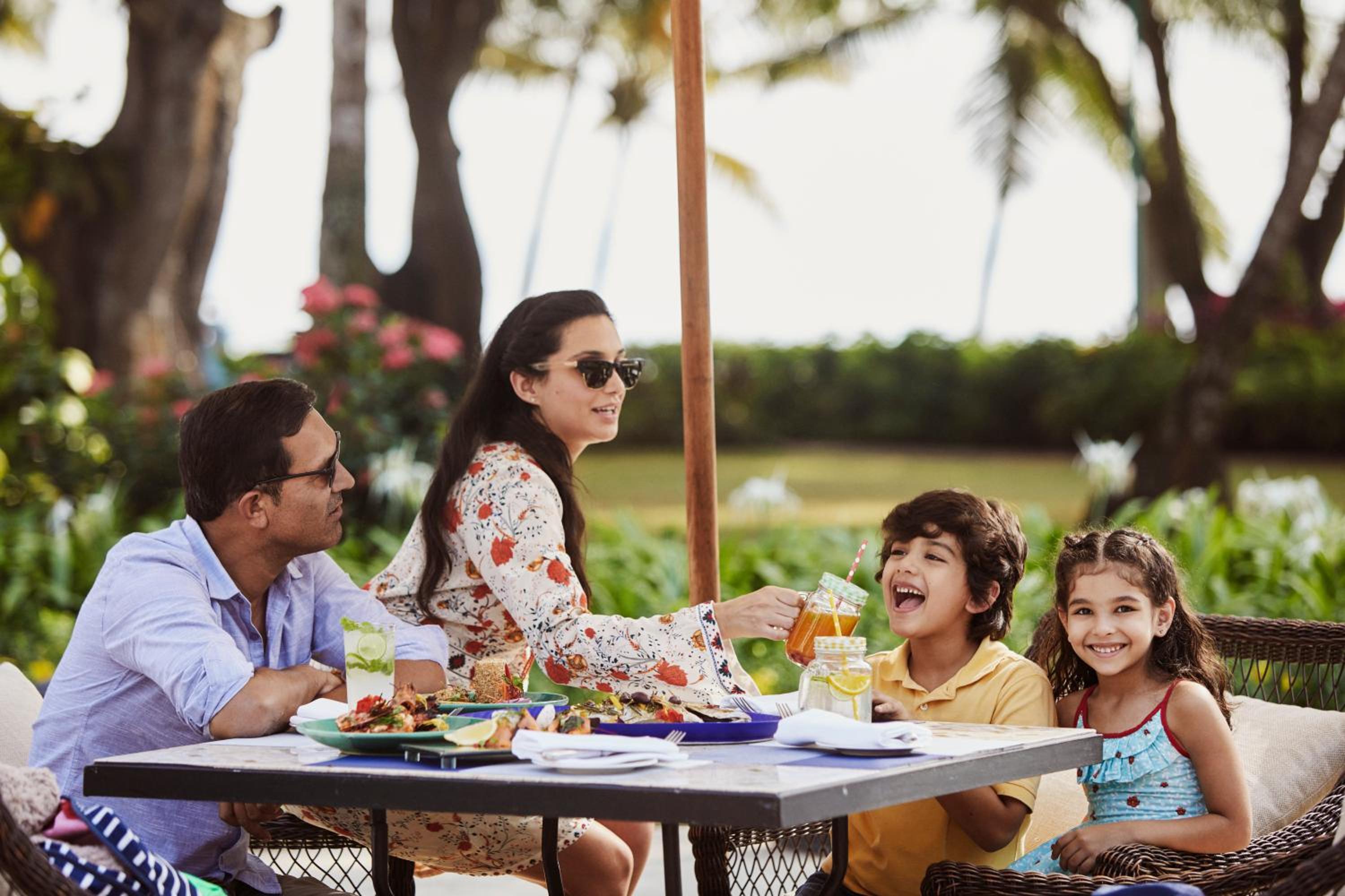 King Suite with 15% Discount on Food & Soft Beverages, 15% Discount on Spa & Confirmed late check out till 14:00 Hrs King Suite with 15% Discount on Food & Soft Beverages, 15% Discount on Spa & Confirmed late check out till 14:00 Hrs