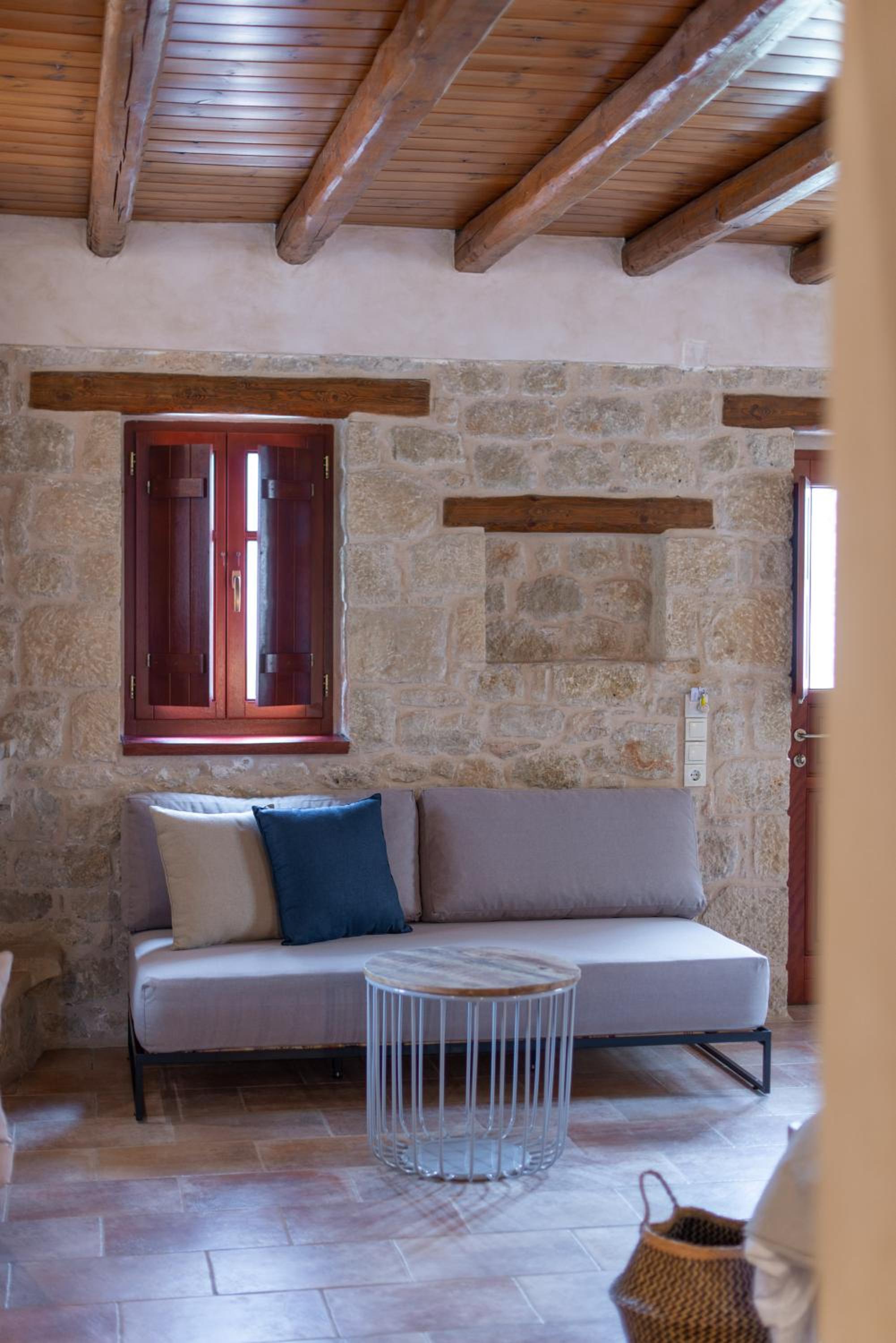 Grand Suite with Sea View - Photo 6