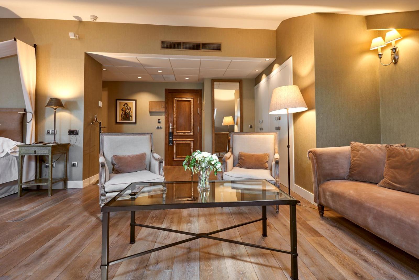 Superior Double Room - Photo 9