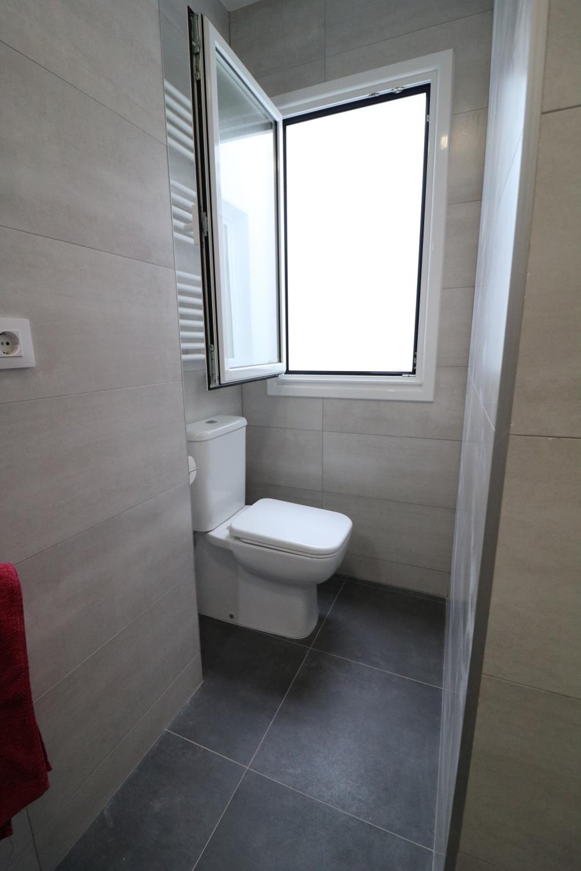 Three-Bedroom Apartment - Photo 22
