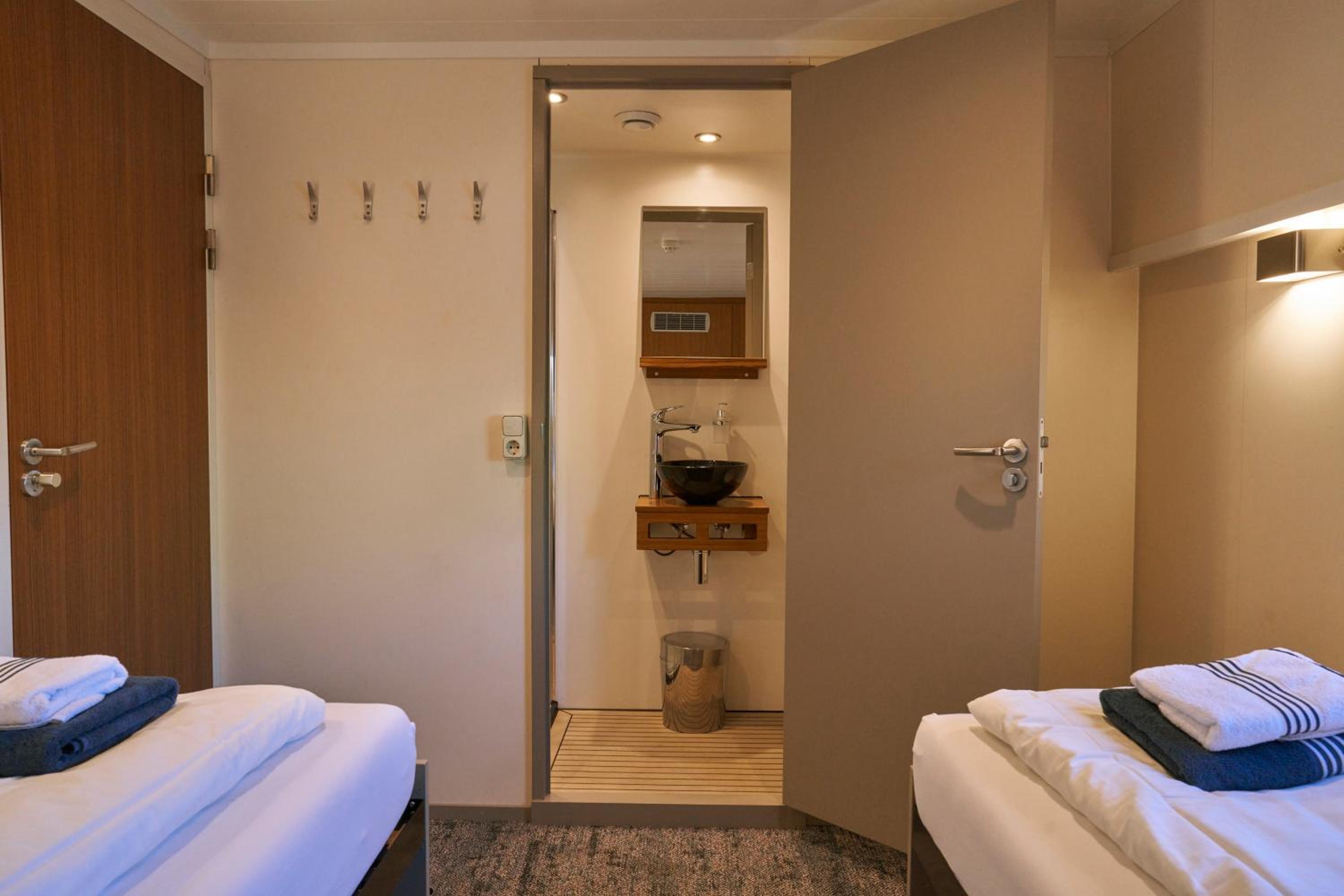 Double or Twin Room with Harbor View photo 2