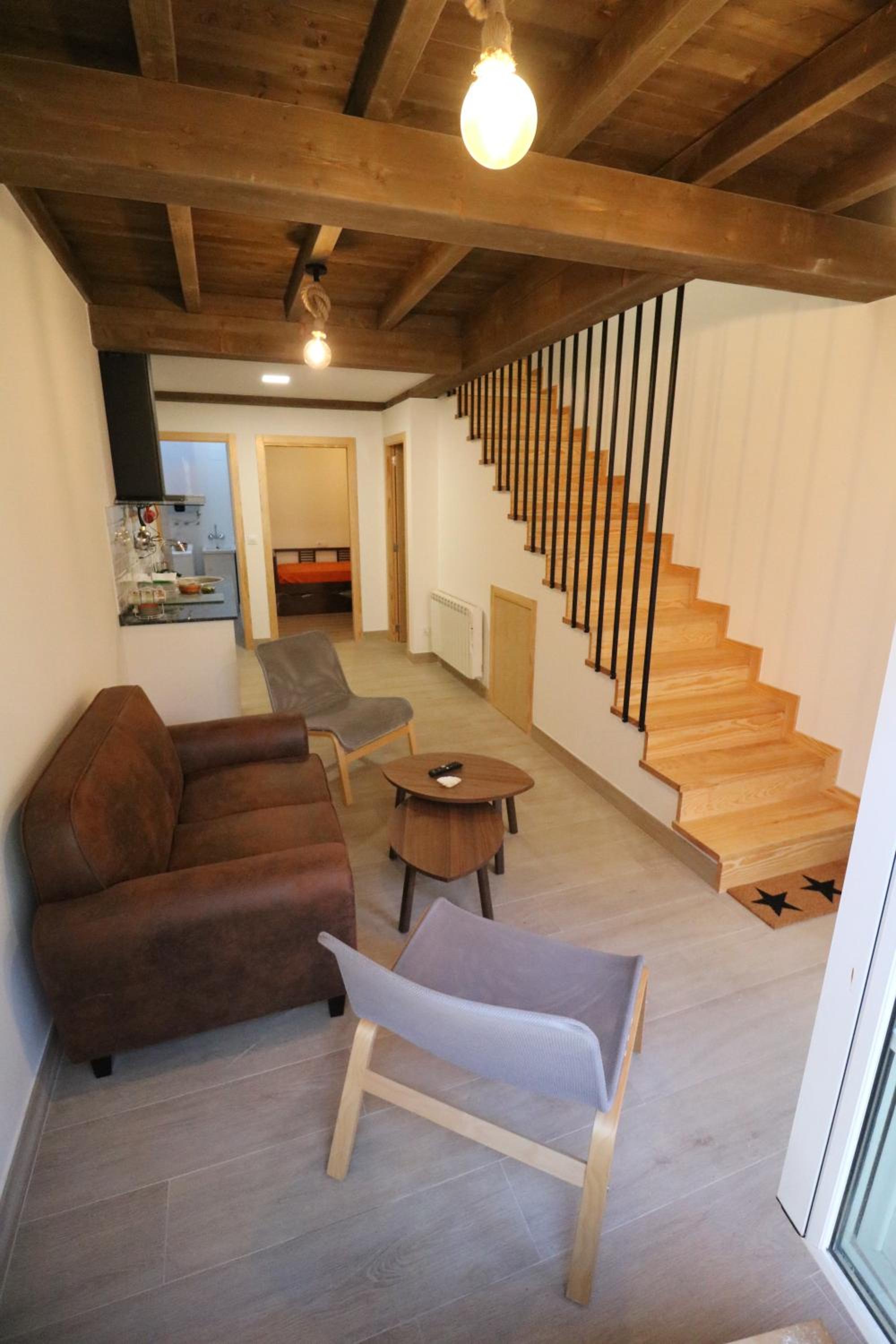 Three-Bedroom Apartment - Photo 15