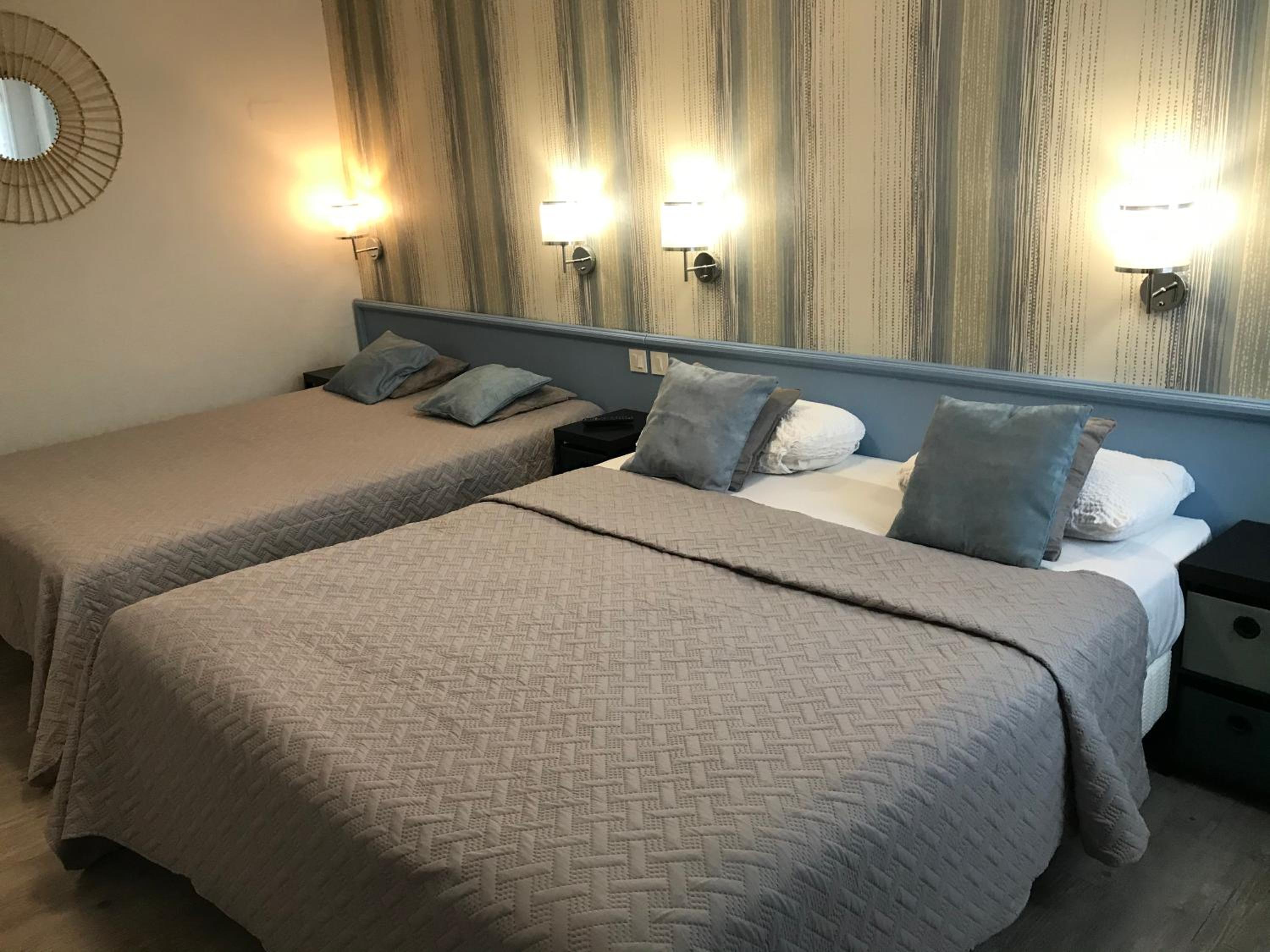Quadruple Room photo 2