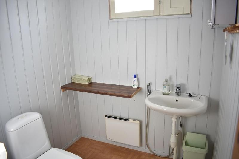 One-Bedroom Cottage with Sauna photo 2