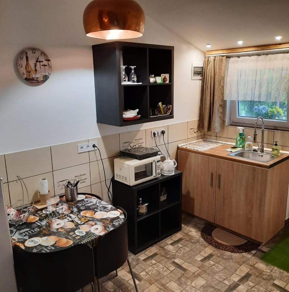 Deluxe Double Room - Photo 17