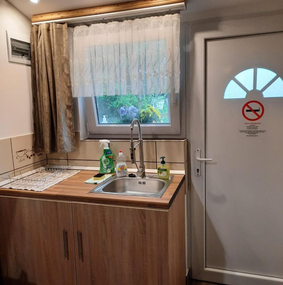 Deluxe Double Room - Photo 29
