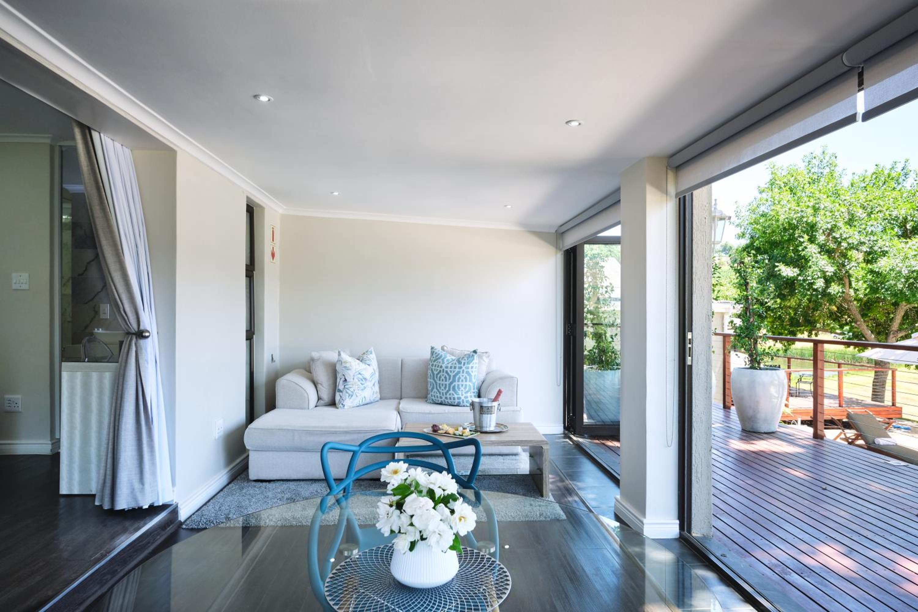 Premier Suite - Photo 3