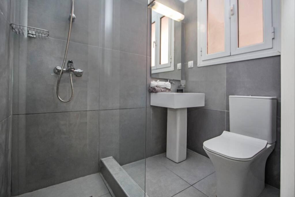 One-Bedroom Apartment - Photo 20
