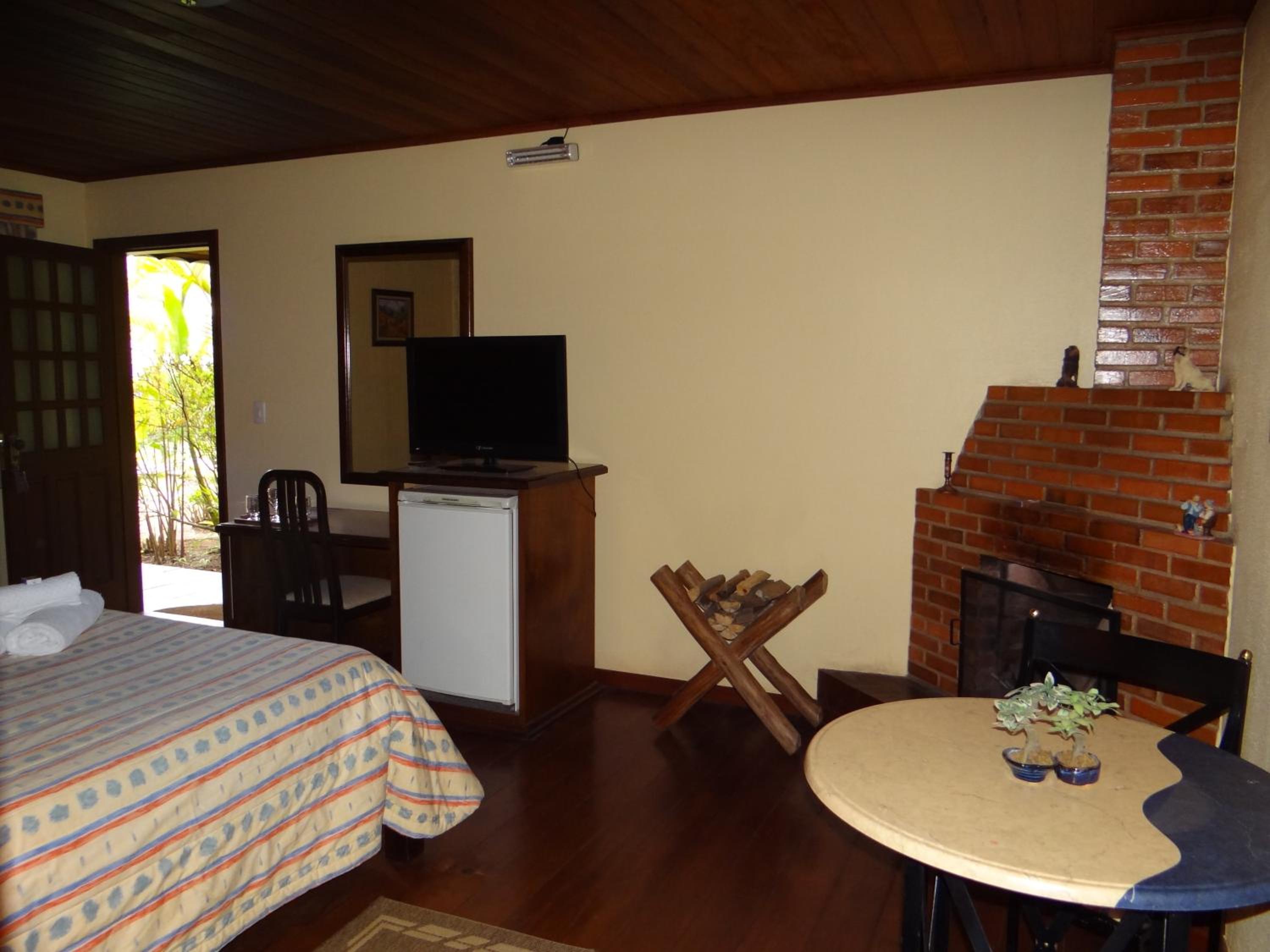 Large Double Room photo 2