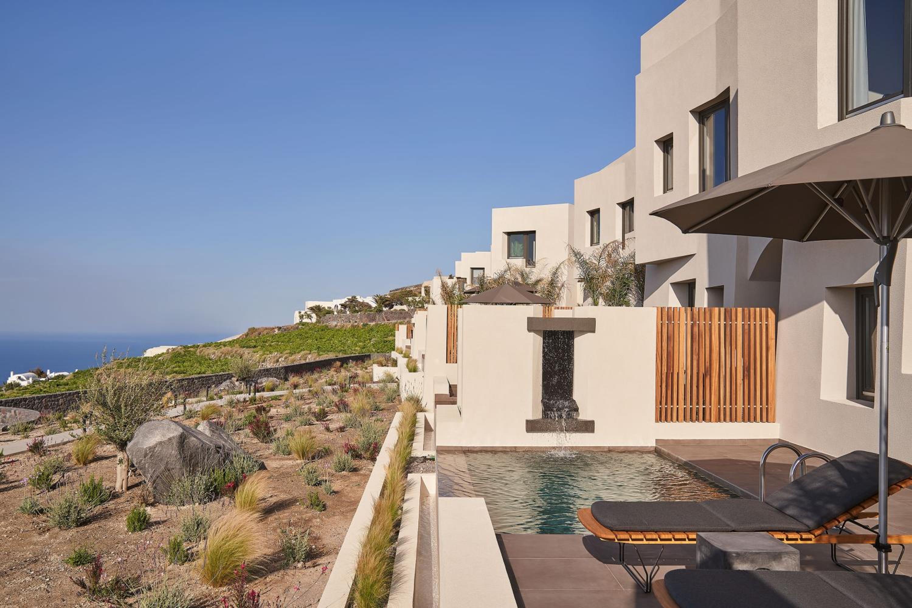 Exclusive Suite with Outdoor Private pool and Caldera View - Photo 7