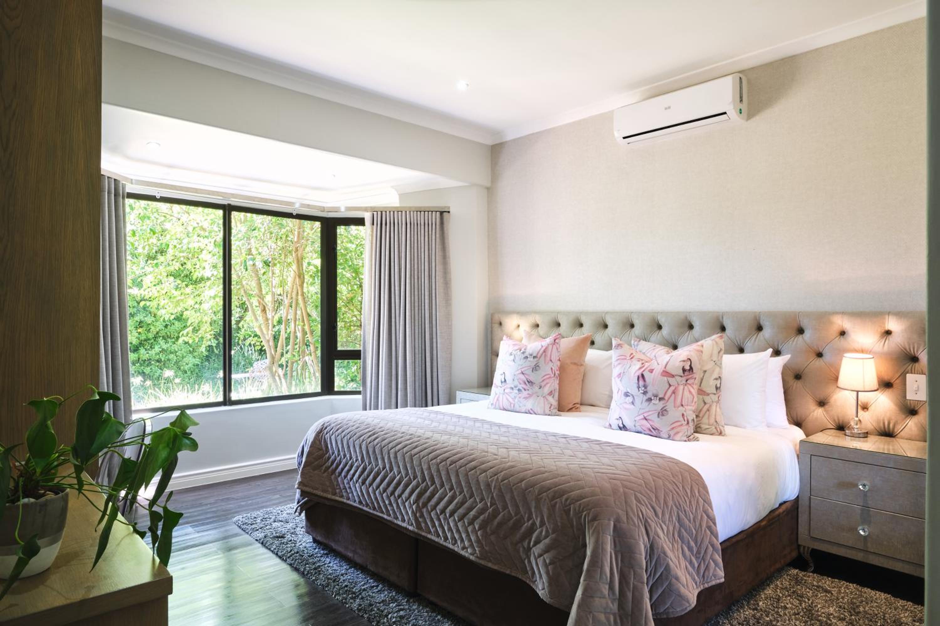 Two-Bedroom Villa - Photo 1