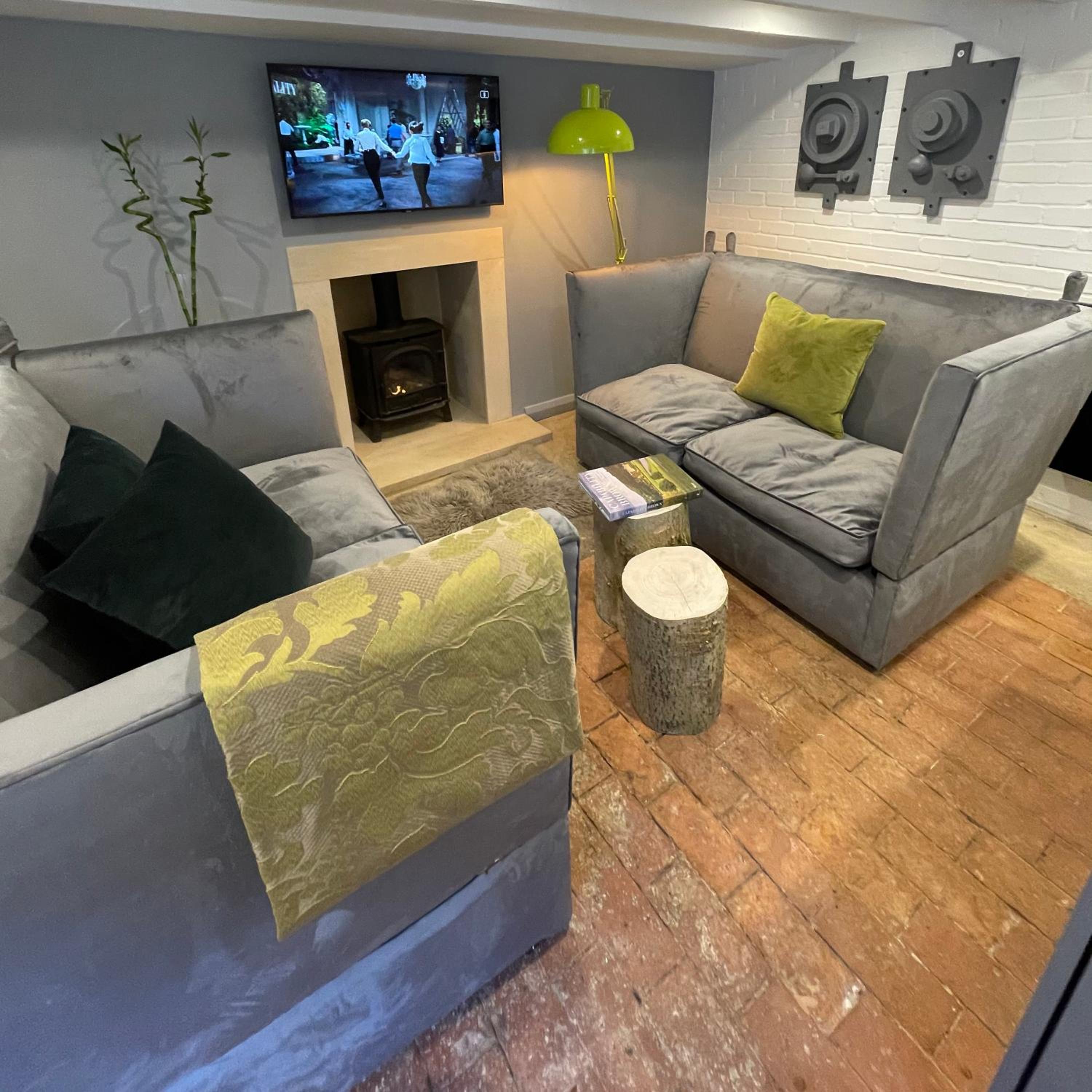 One-Bedroom House