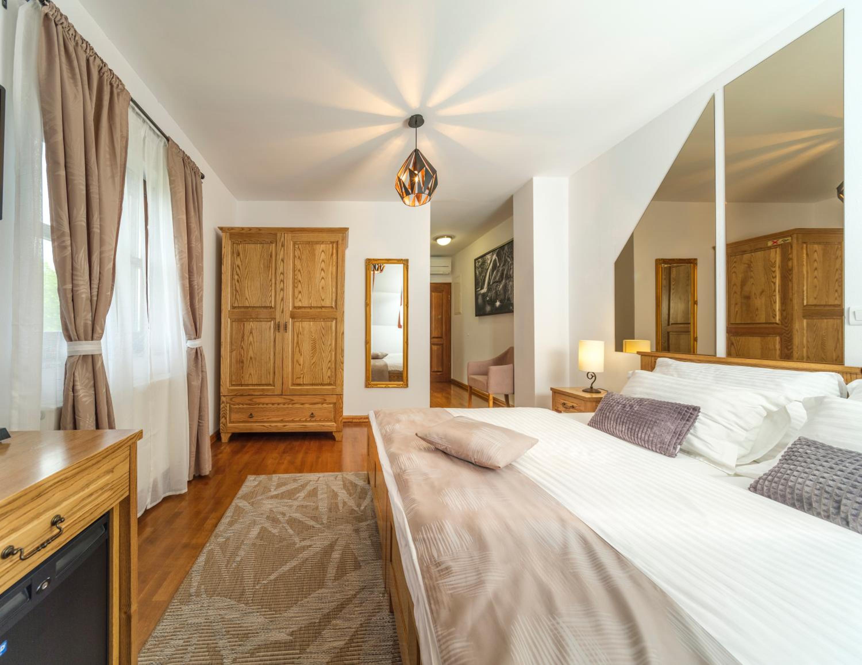 Deluxe Double Room photo 2