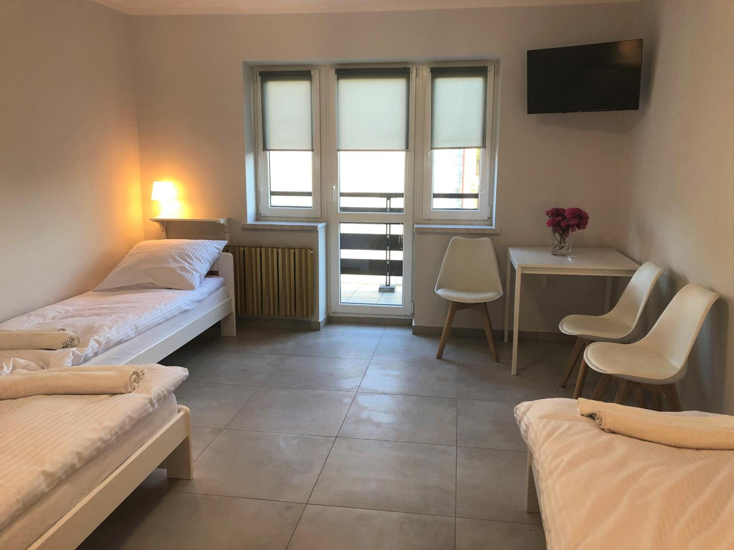 Quadruple Room - Photo 9