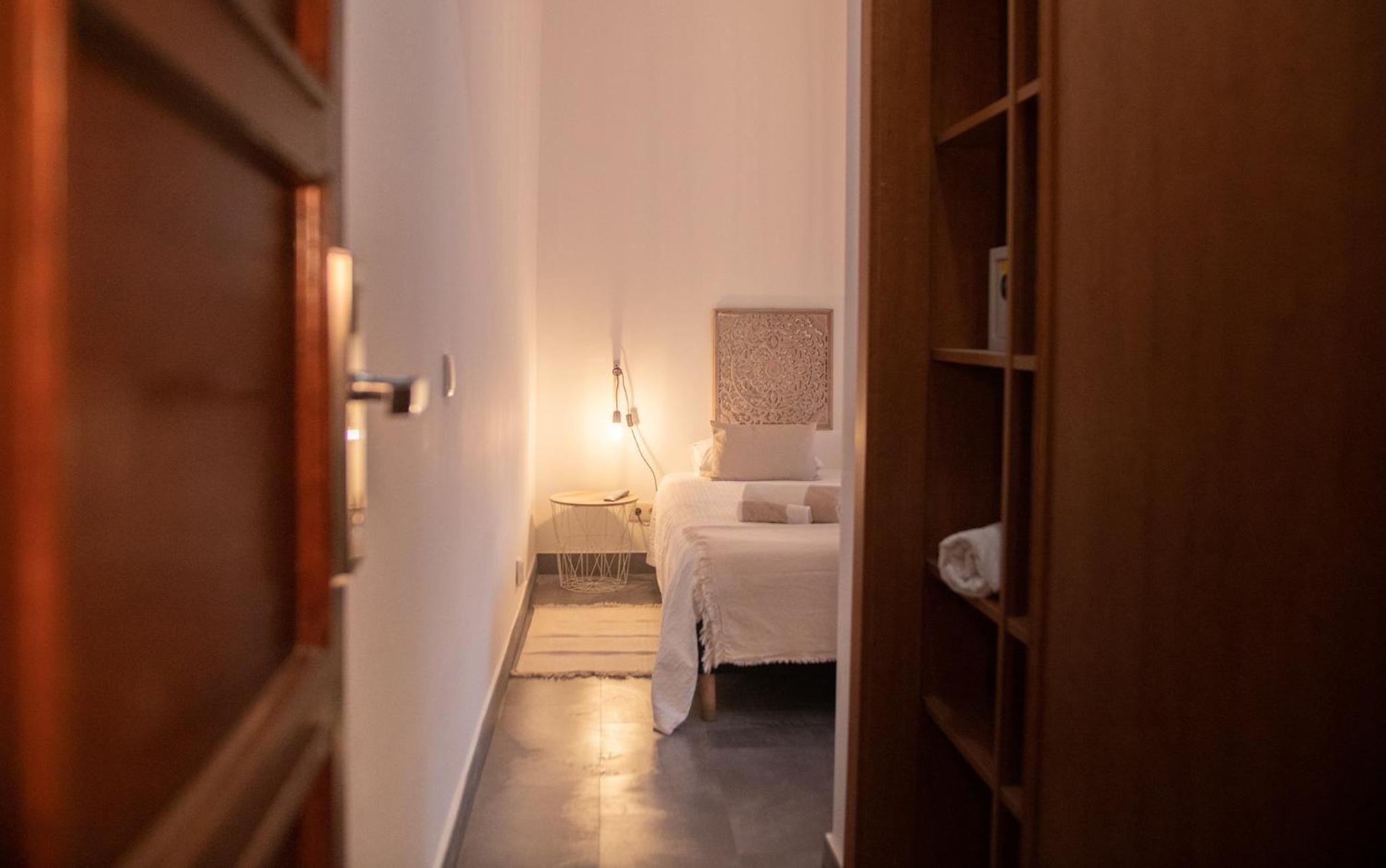 Double or Twin Room with Private Bathroom photo 1