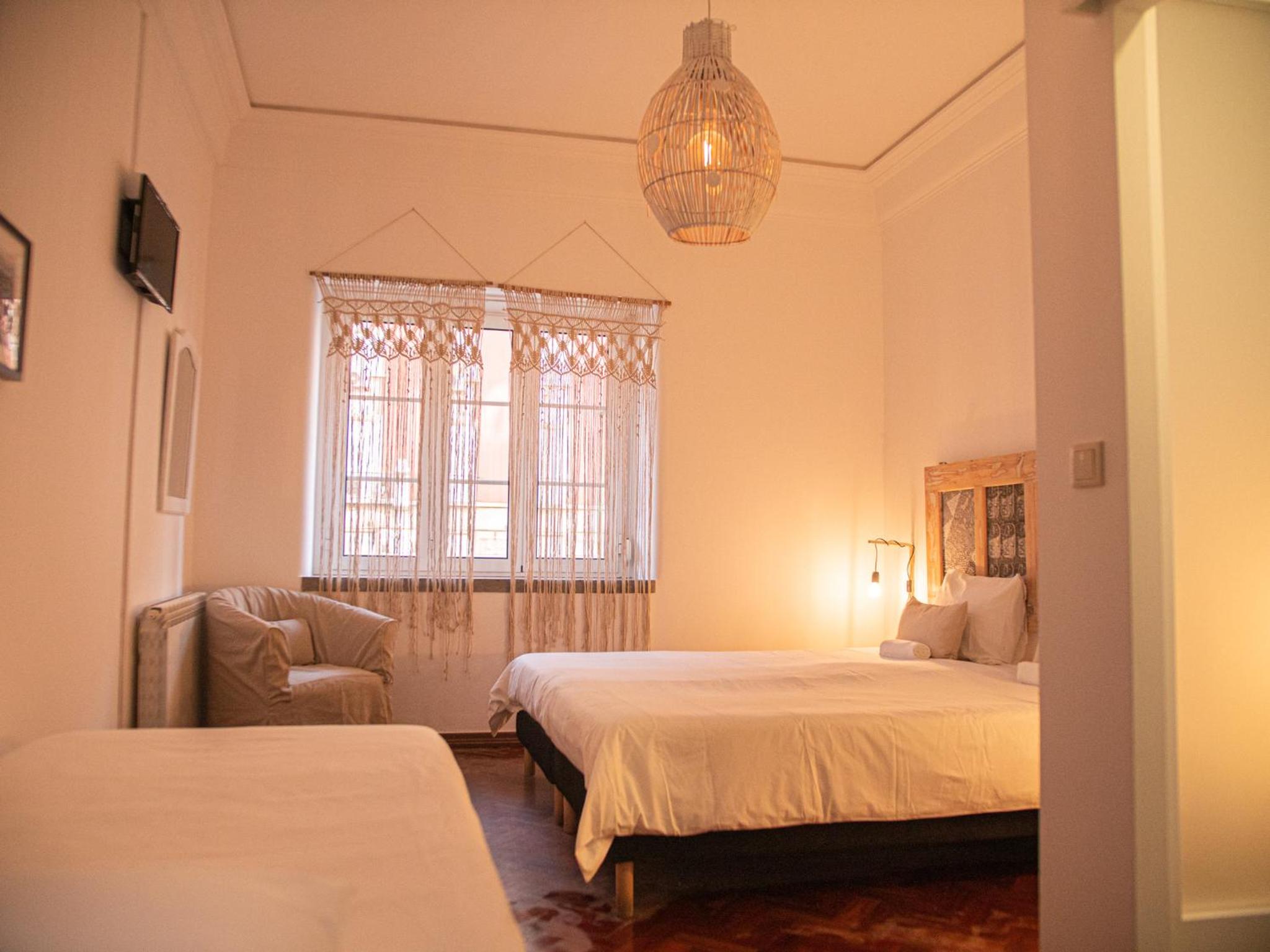 Triple Room with Private Bathroom photo 3