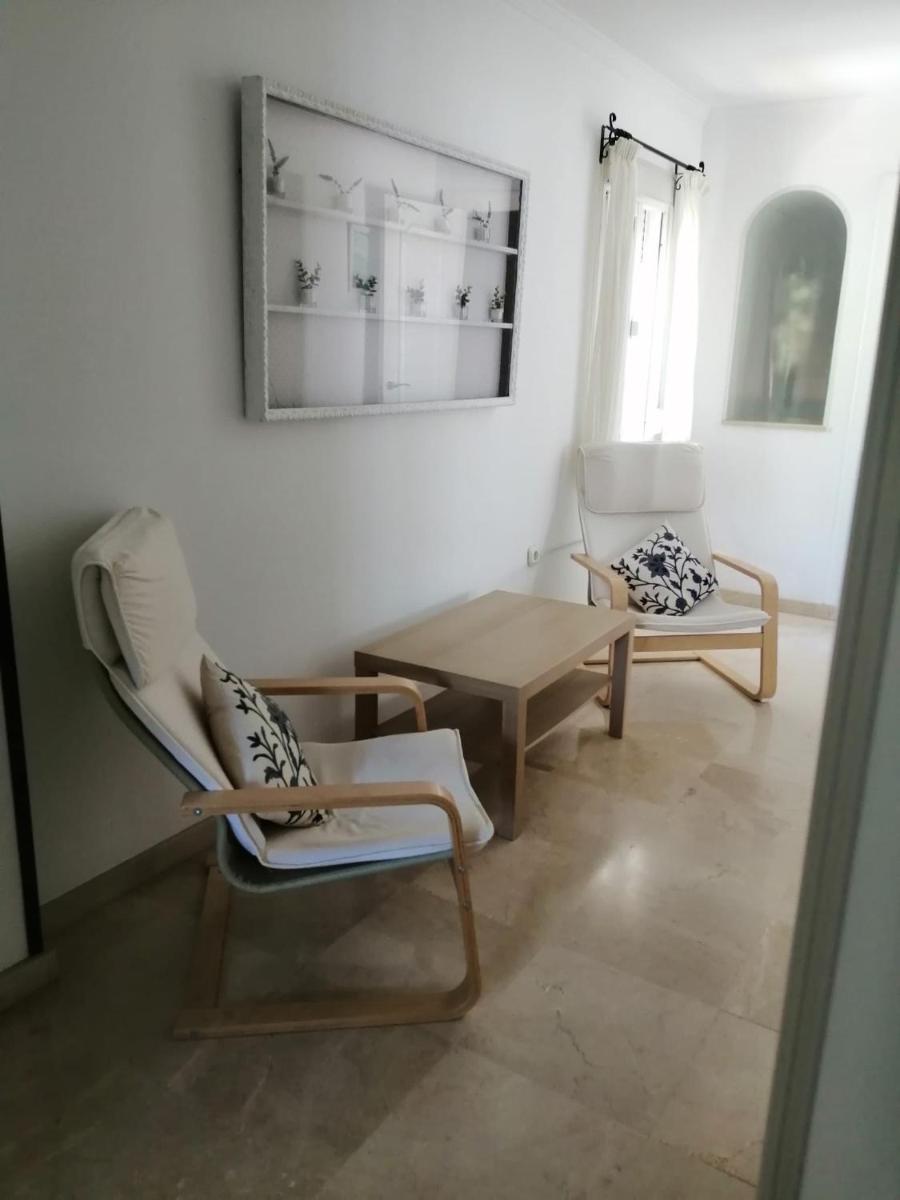 Deluxe Double Room with Shared Bathroom