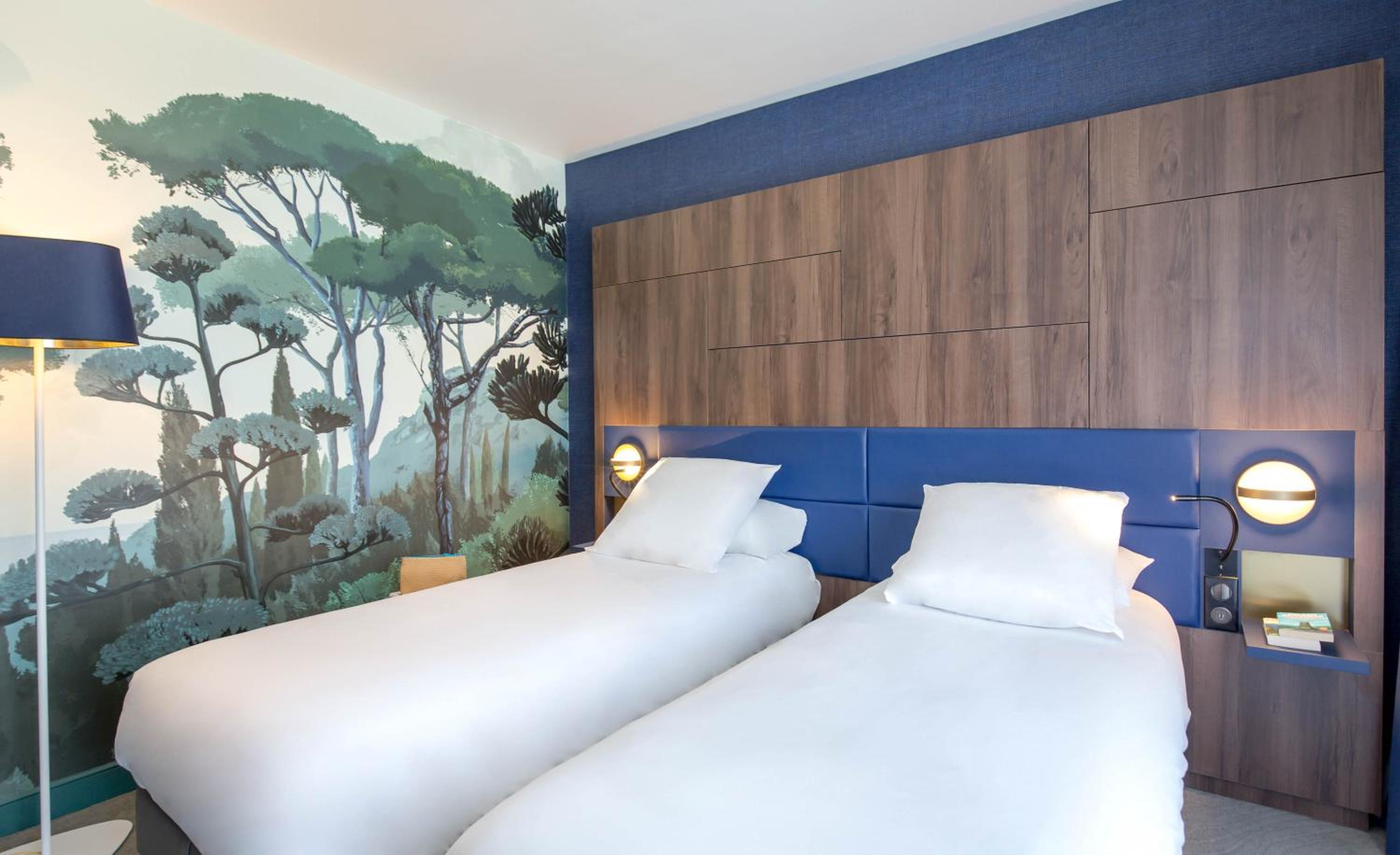 Classic Twin Room