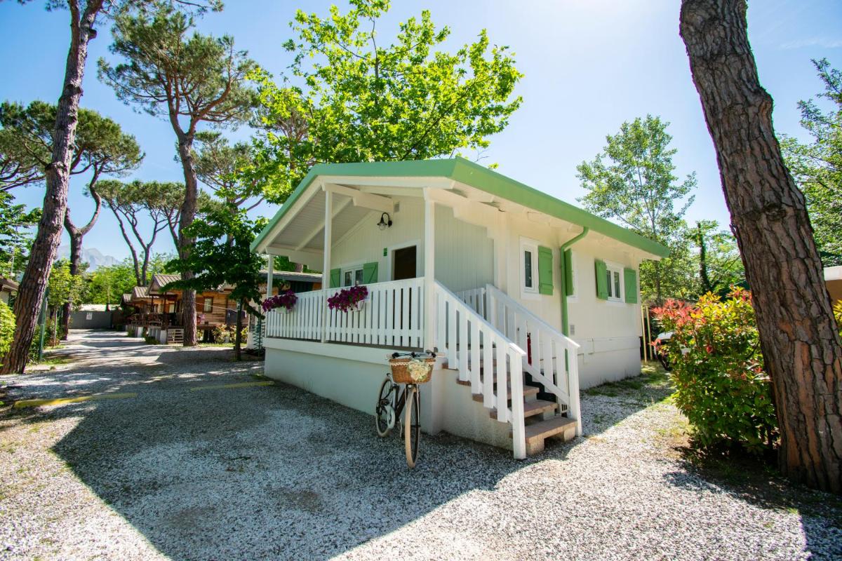 Bungalow photo 2