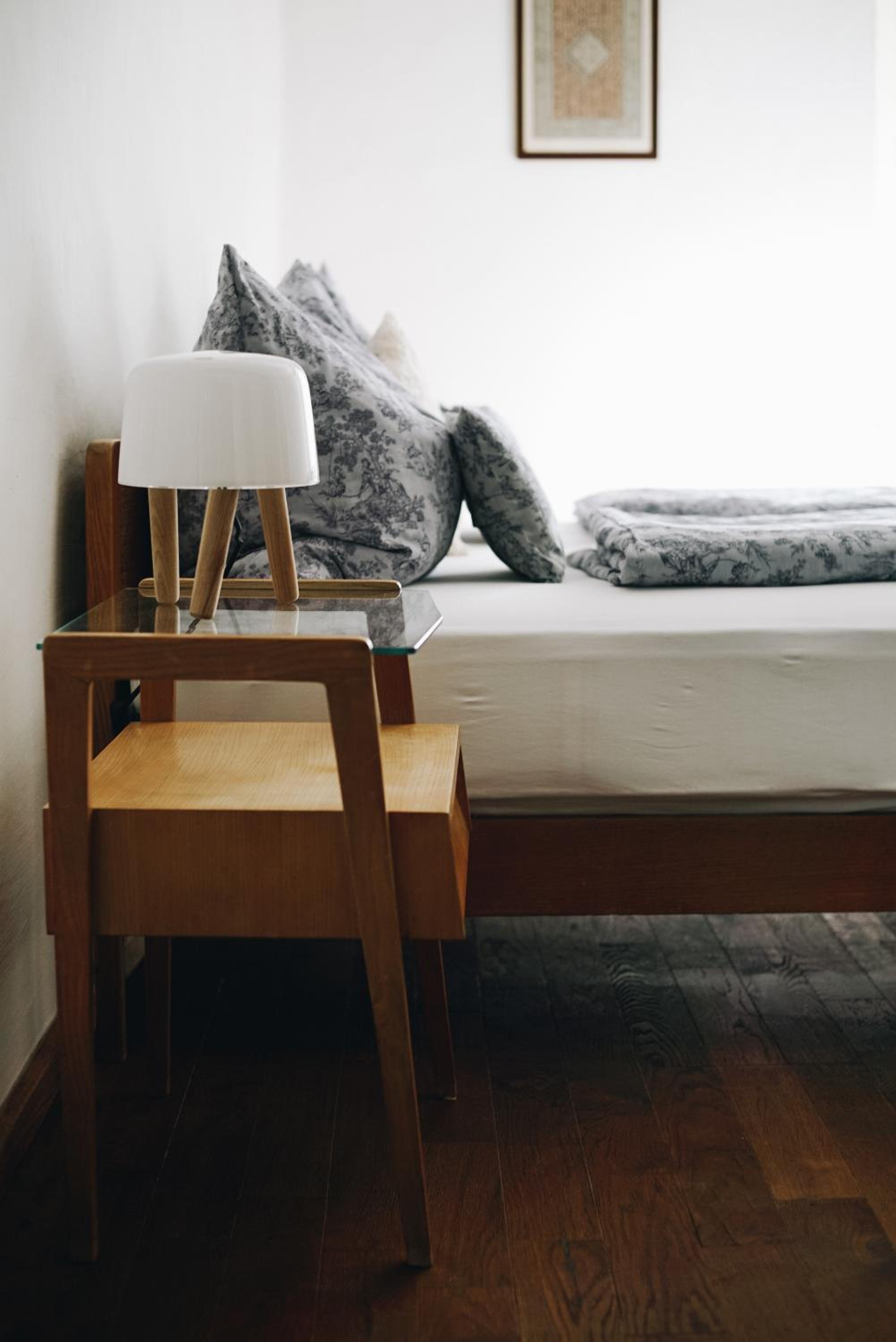 Queen Studio with Sofa Bed - Photo 1