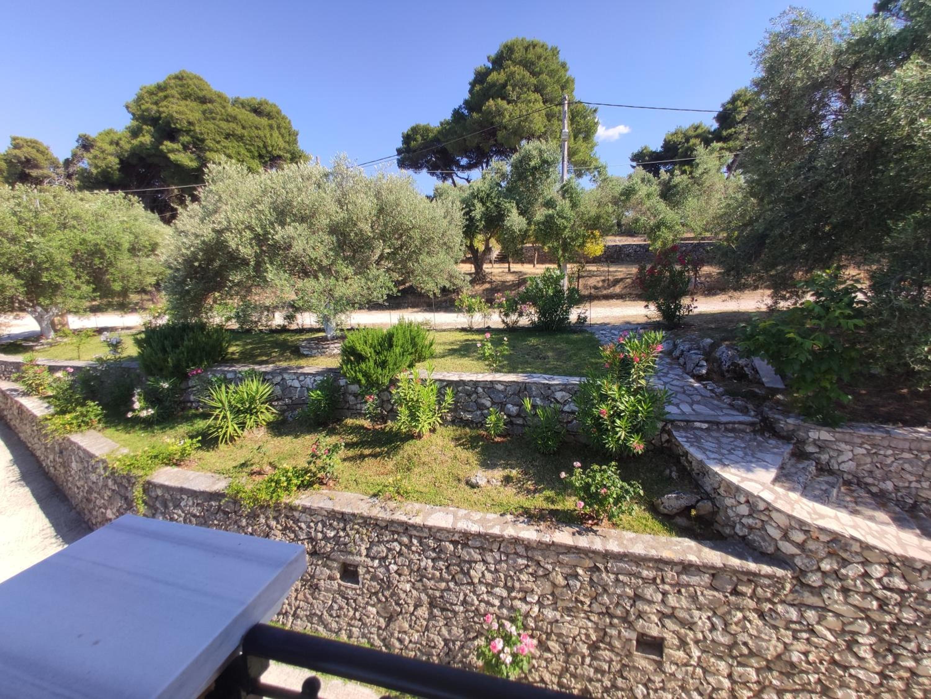 Studio with Sea View (2 Adults) - Photo 6