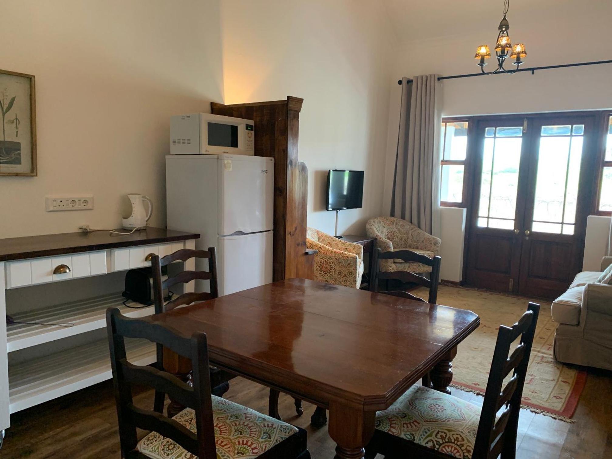 Two Bedroom Cottage photo 2