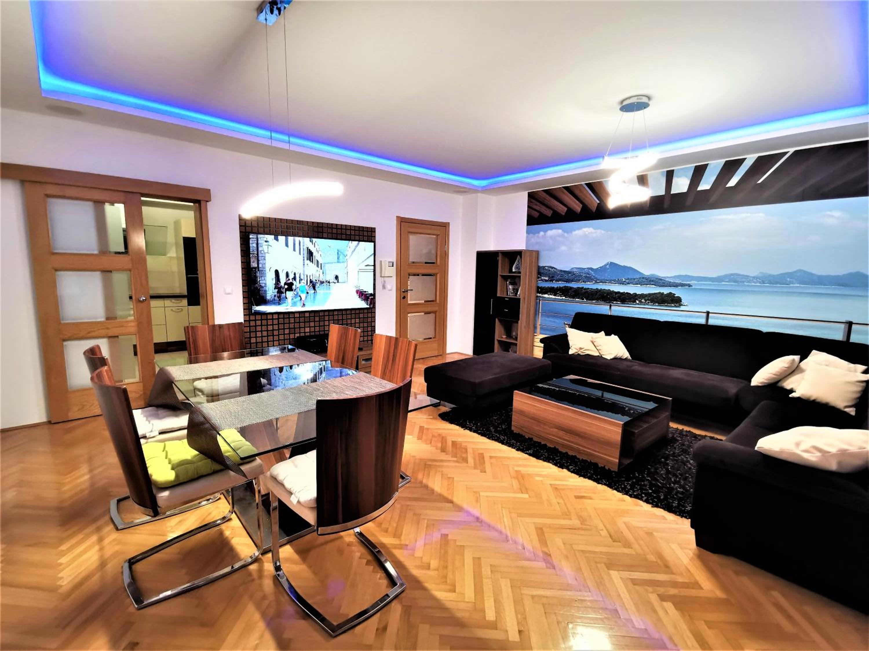 Two-Bedroom Apartment - Photo 15