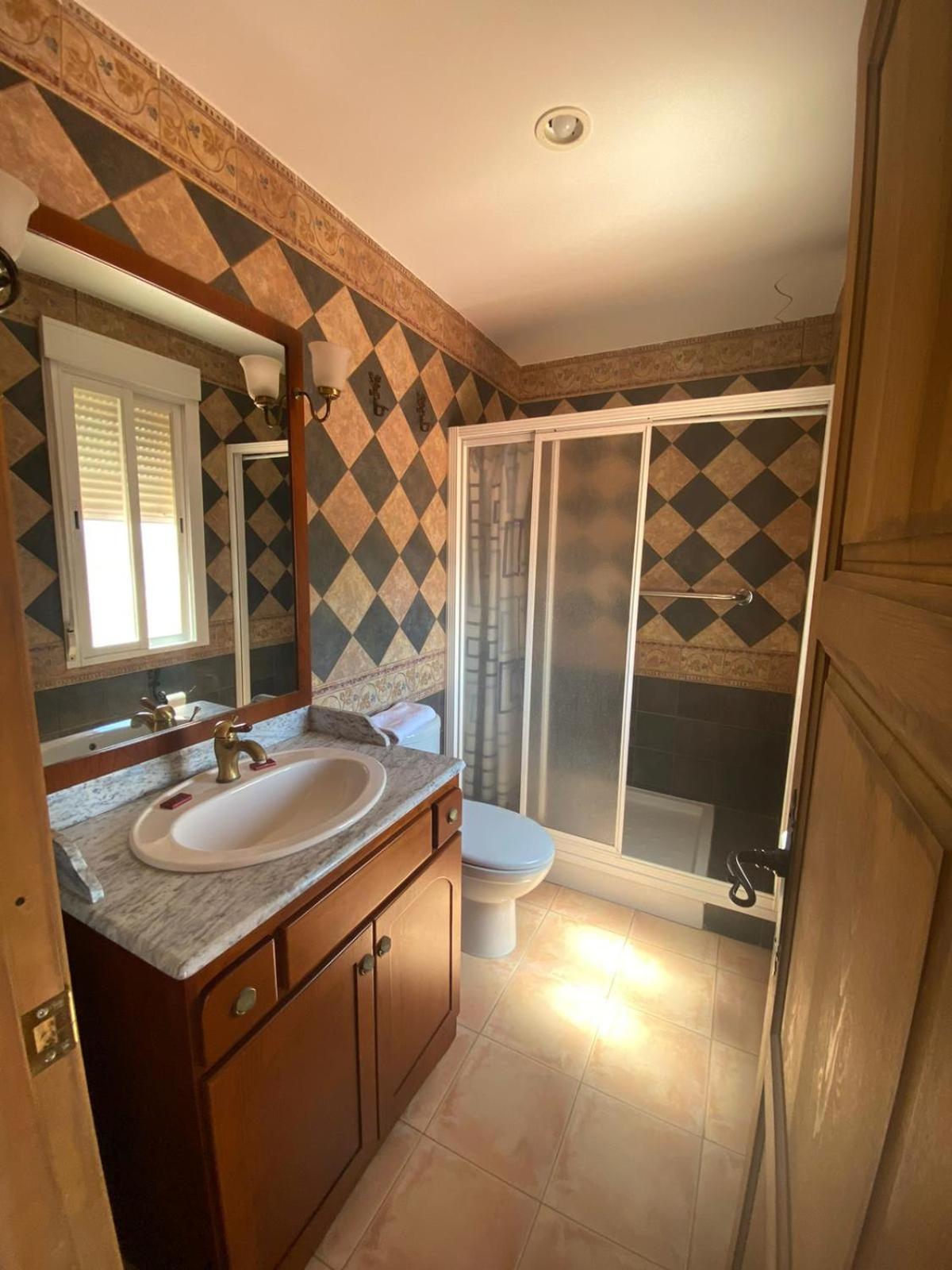 Standard Twin Room photo 2