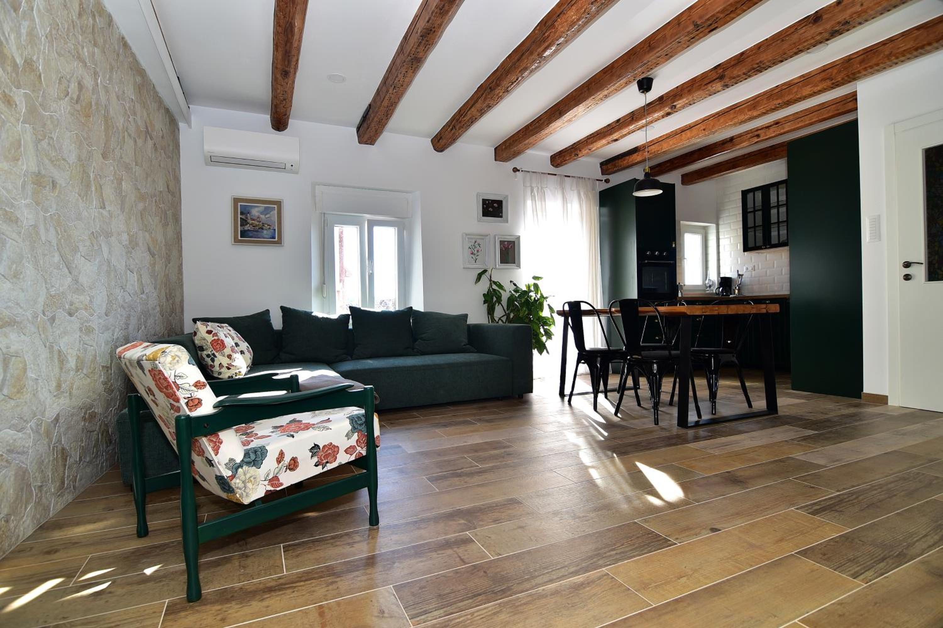 Apartment with Sea View
