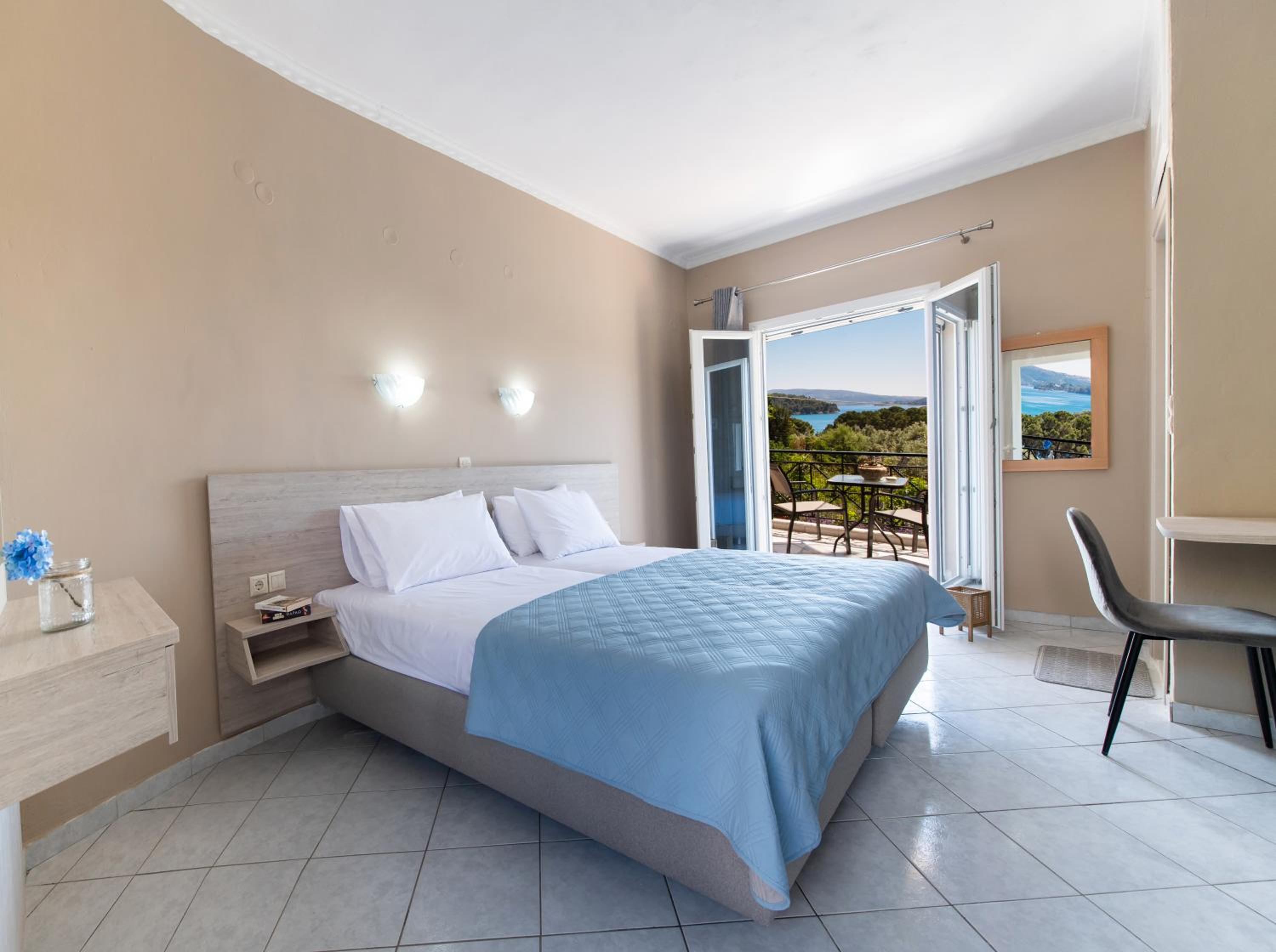 Superior Double or Twin Room with Sea View