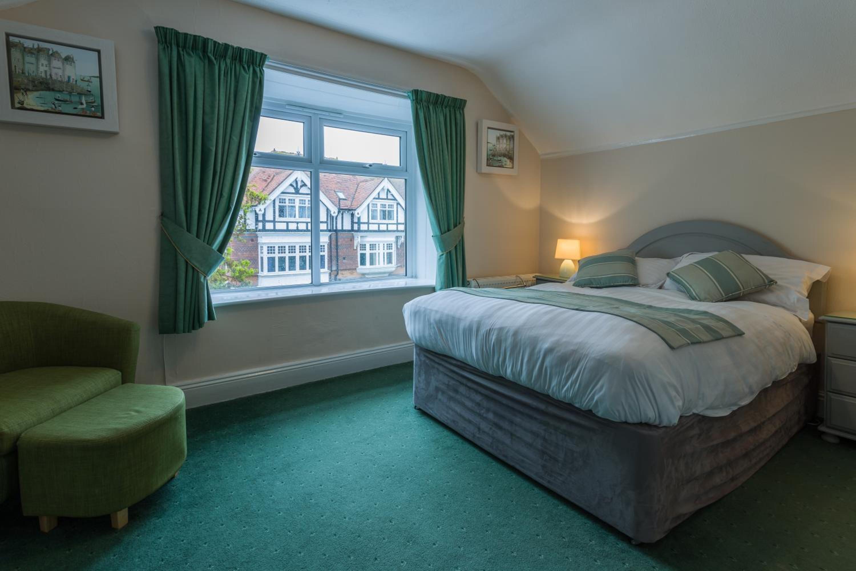 Double Room - Photo 4