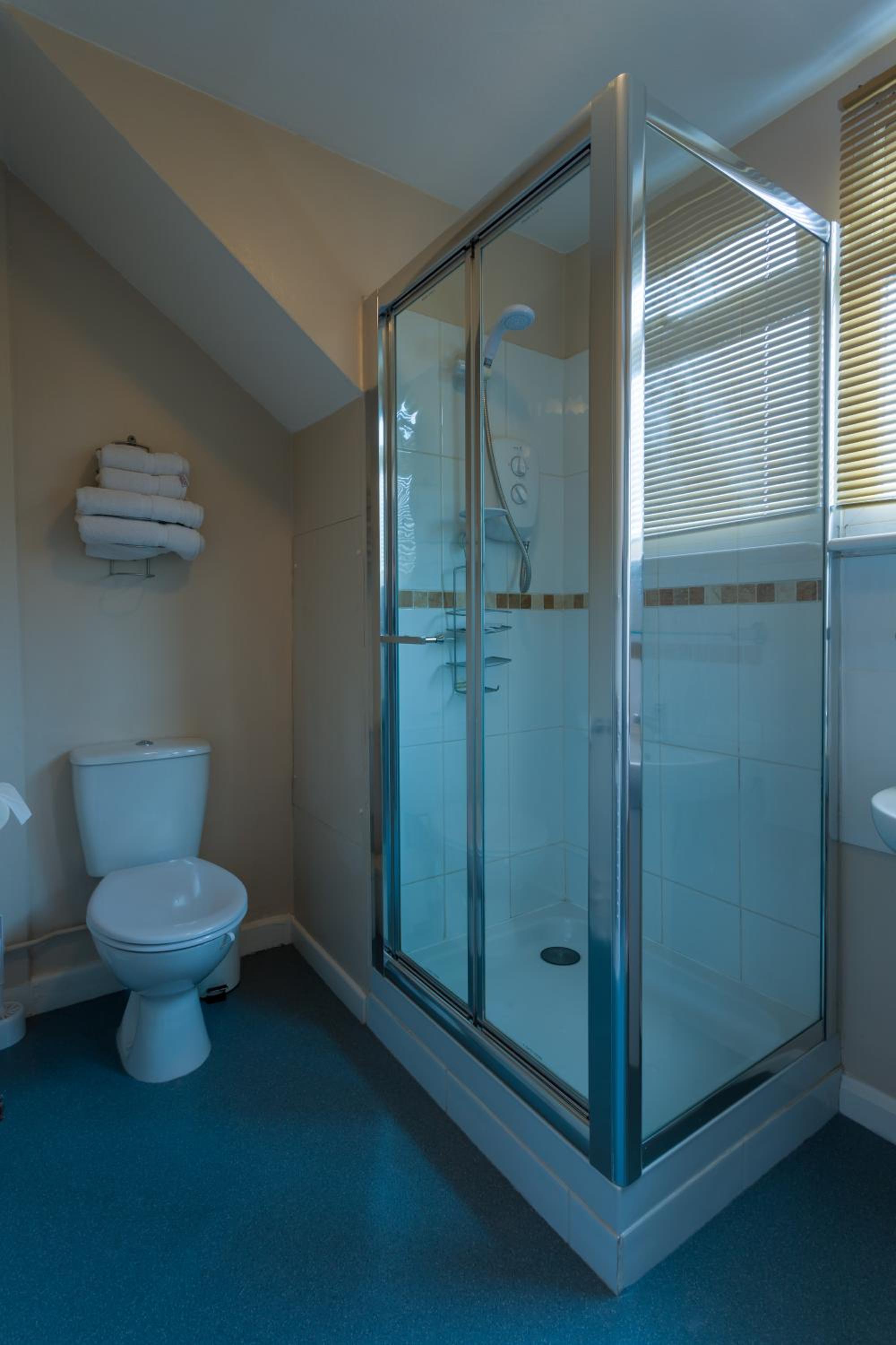 Double Room - Photo 14