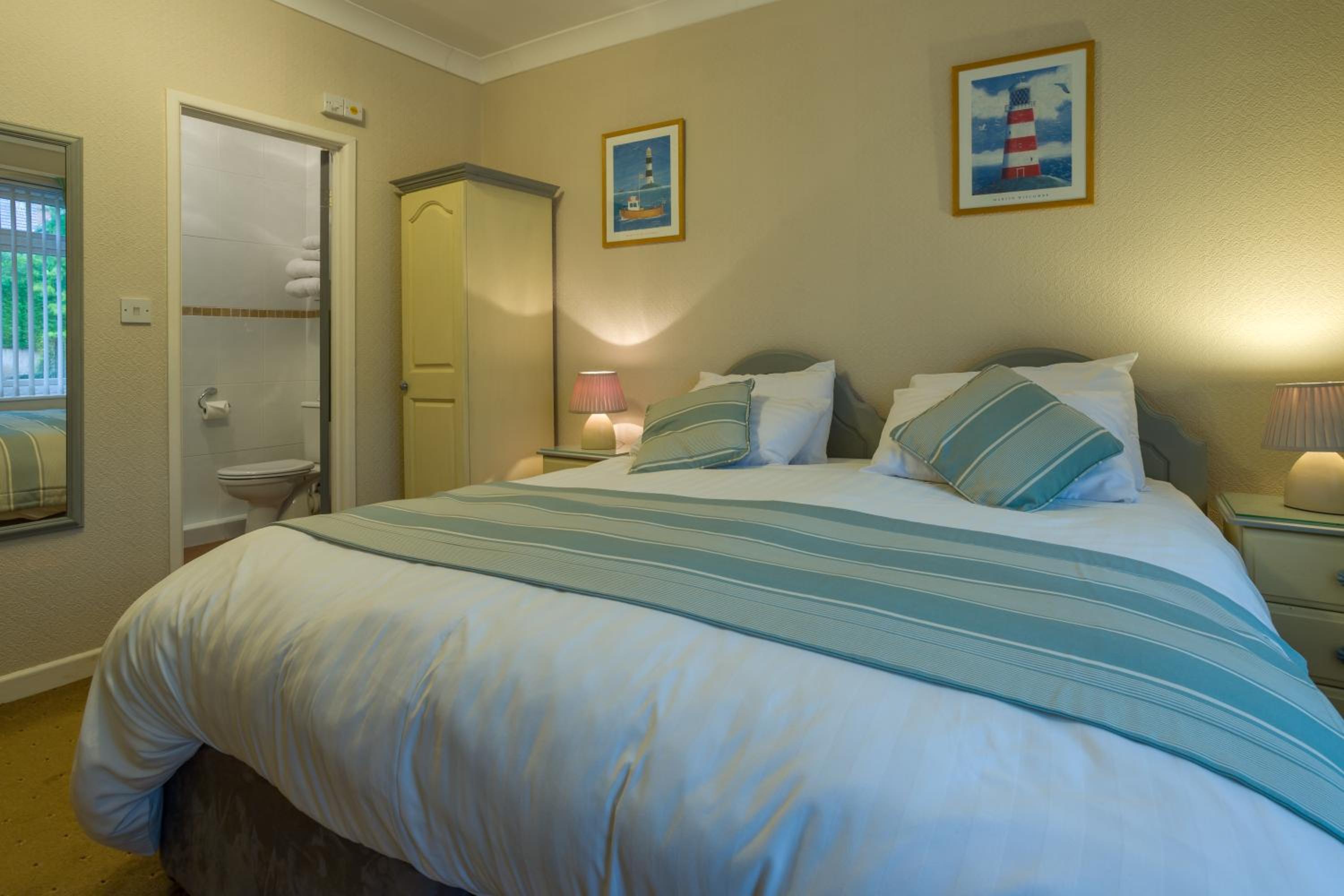 Super King Room - Photo 1