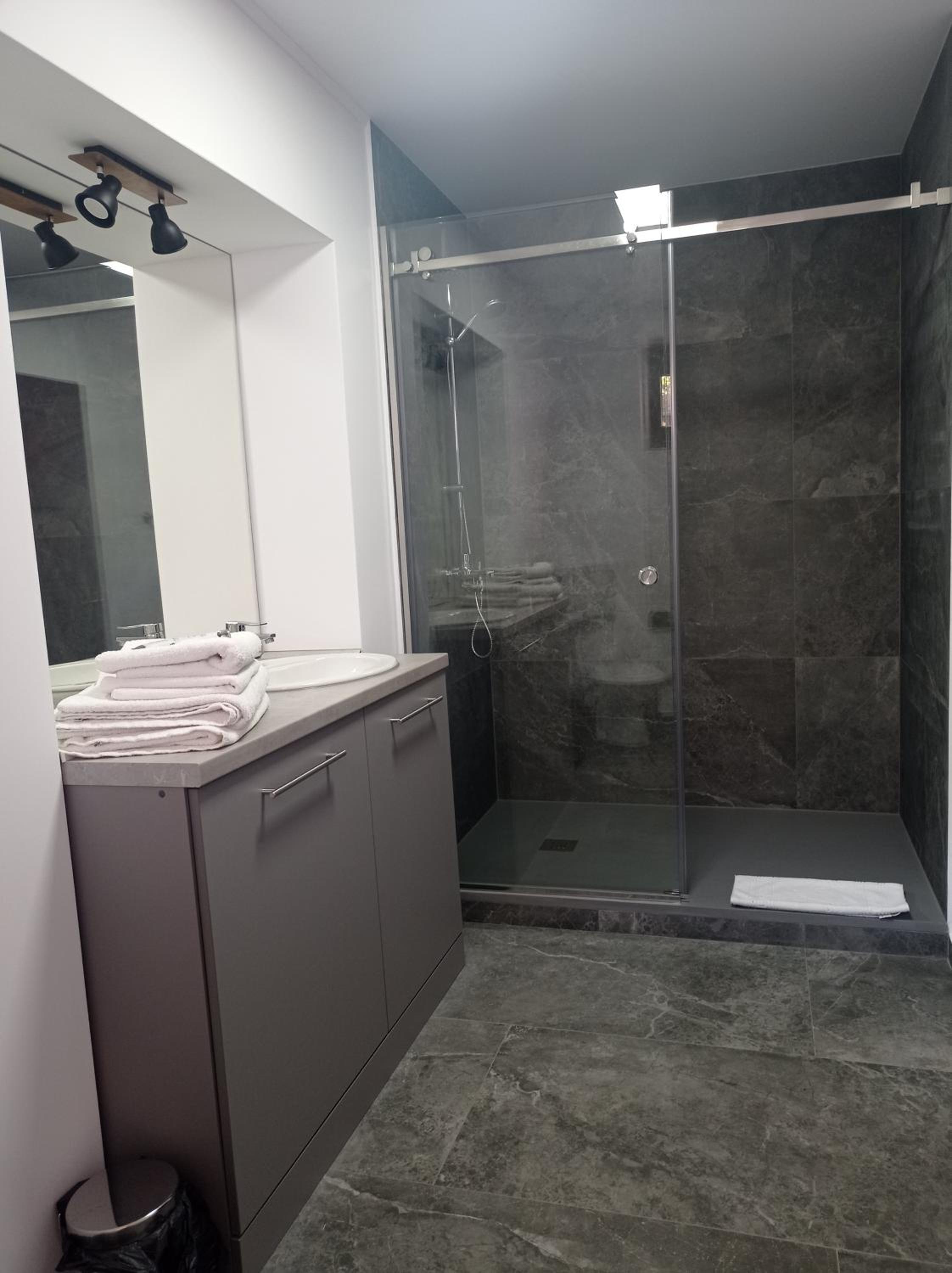 Apartment - Photo 12