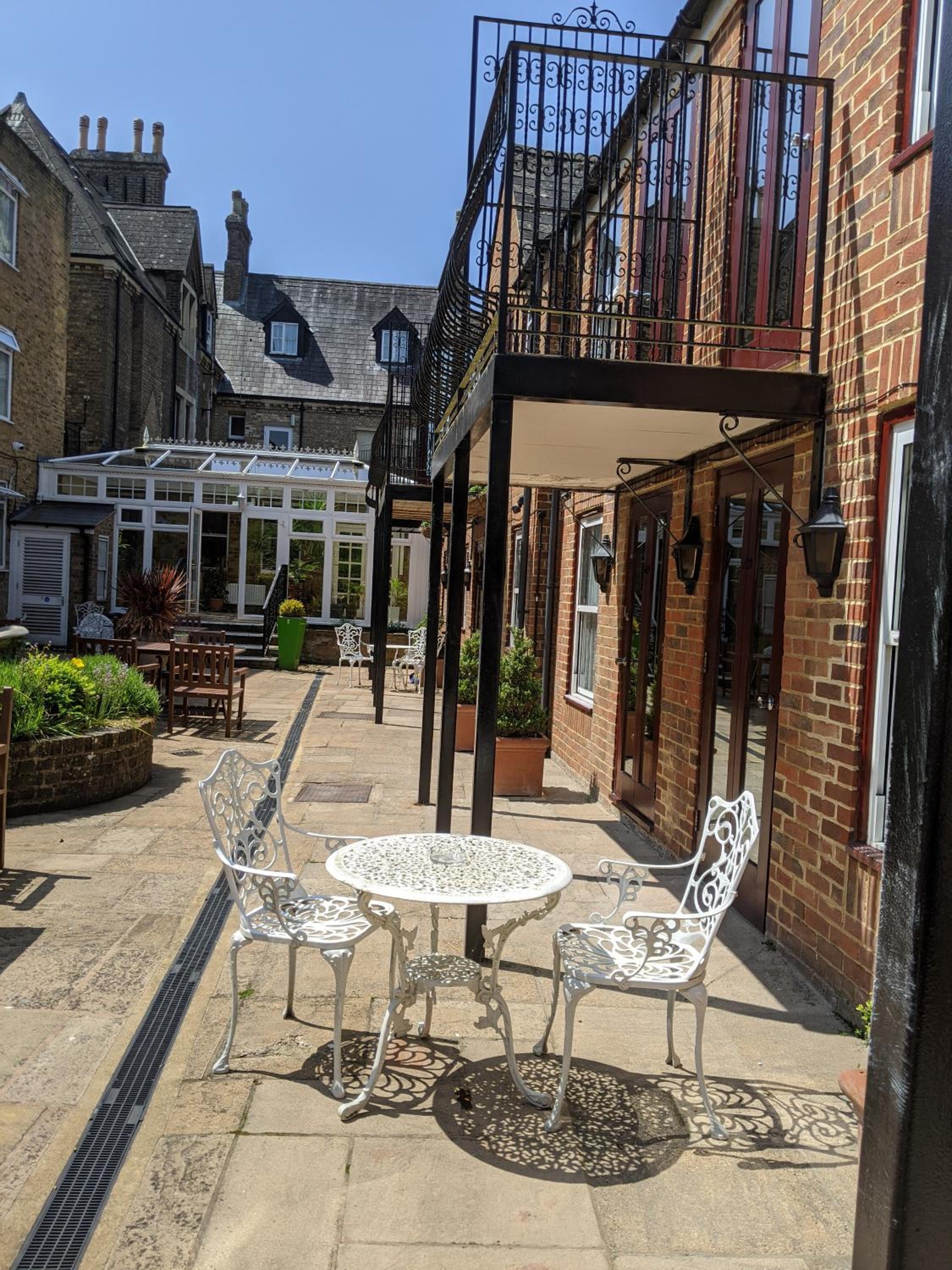 Courtyard Double Room - Photo 3