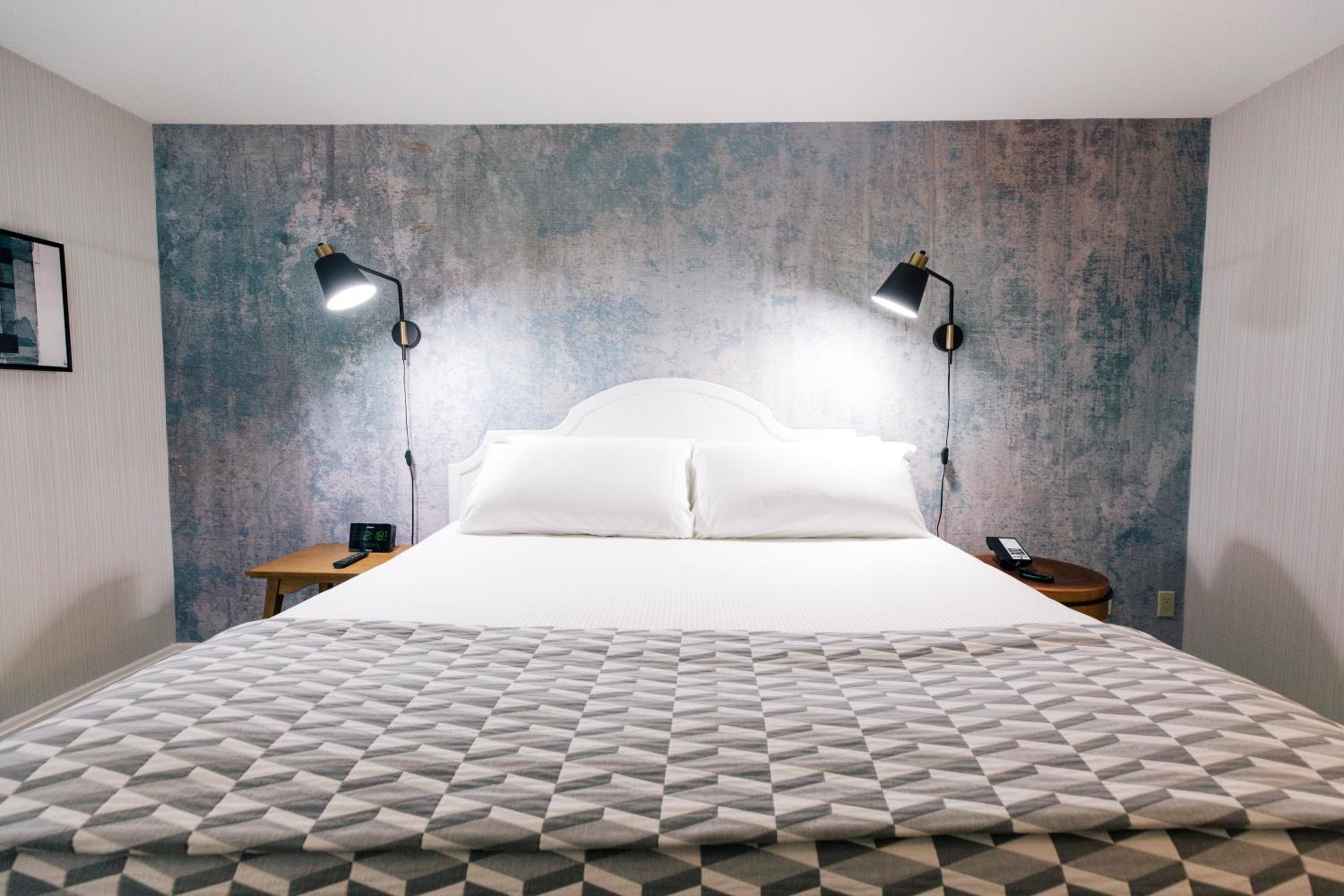 Estate King Room - Photo 5