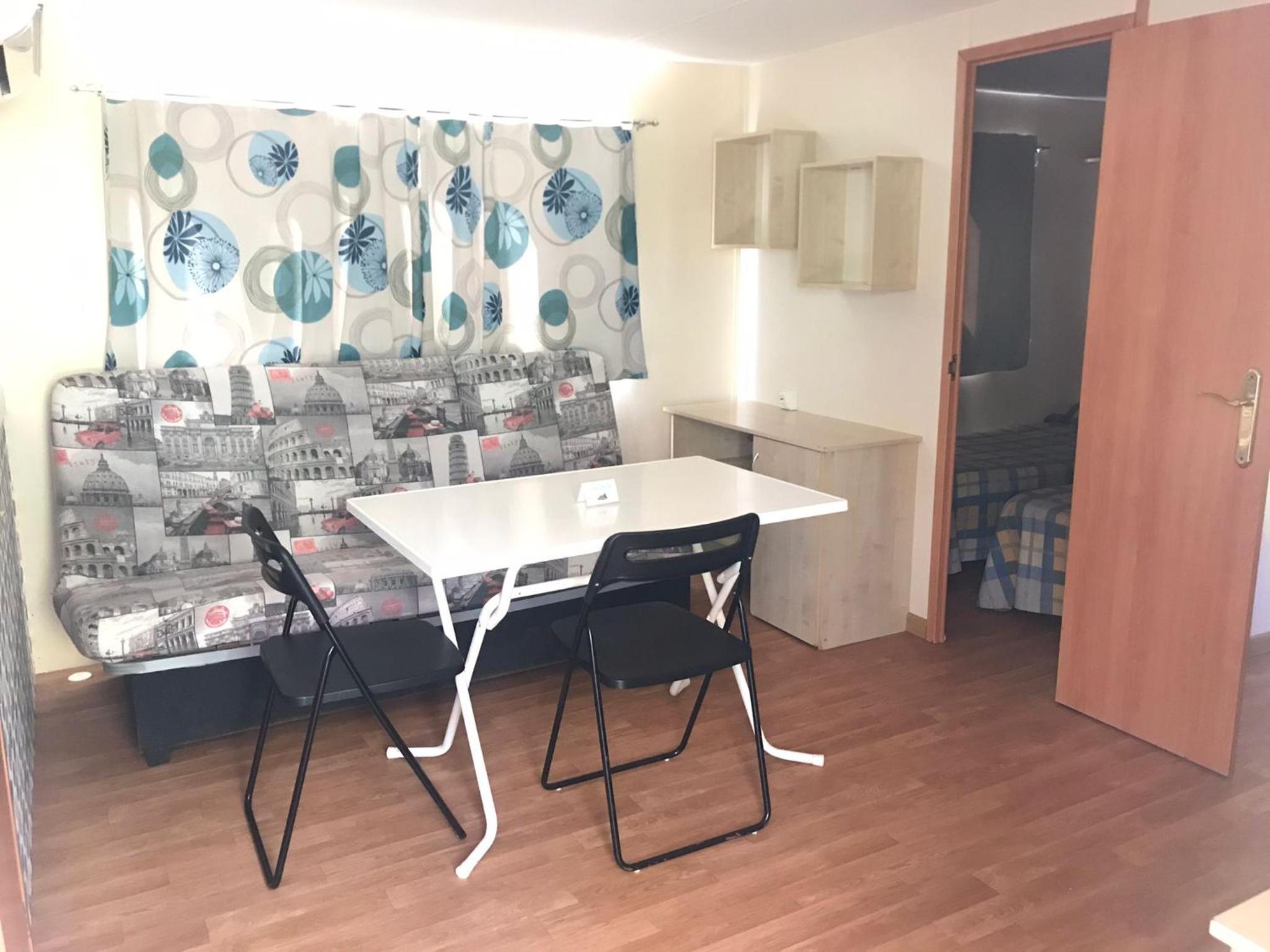 Bungalow (2 Adultos + 2 Niños)