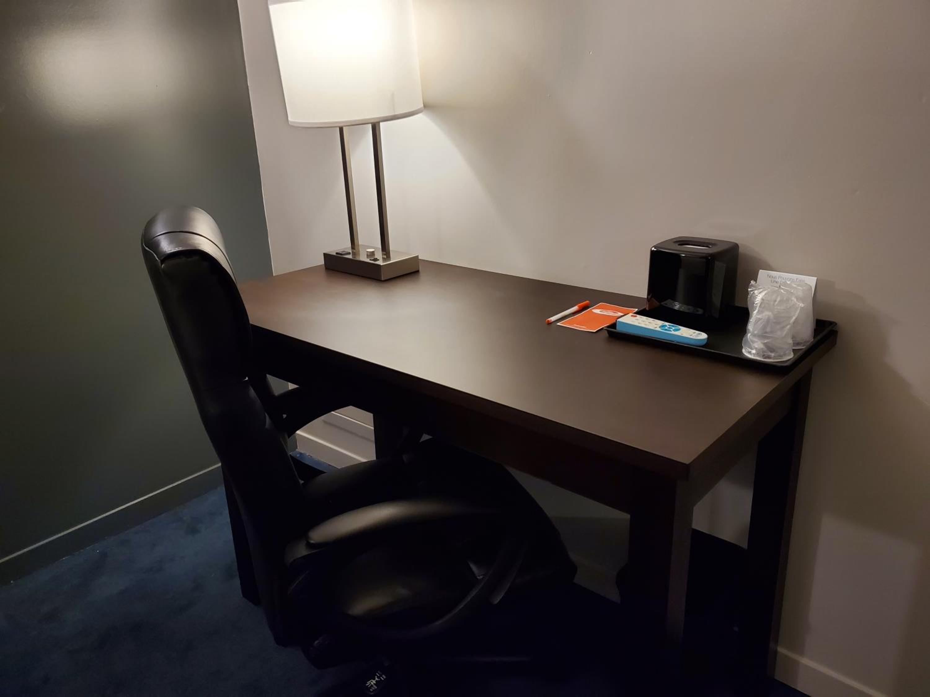 Standard Queen Room - Non Smoking - Photo 4