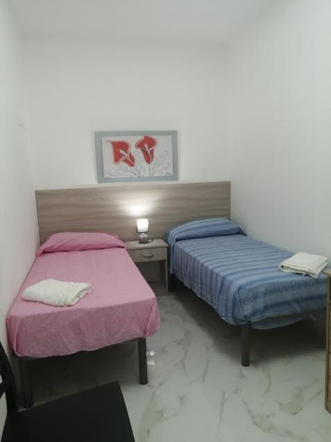 One-Bedroom Apartment - Photo 15