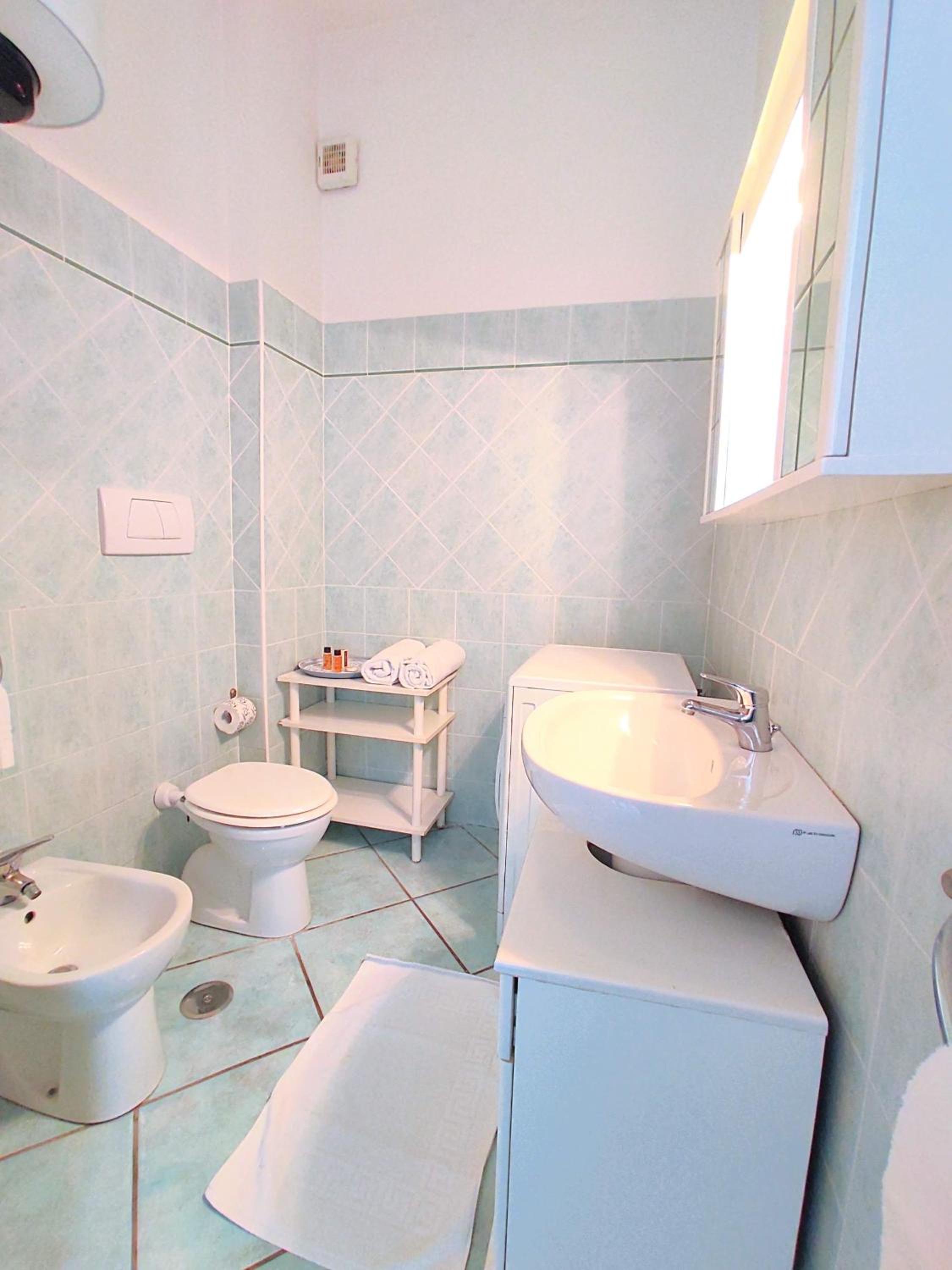 Apartment with Sea View - Photo 2