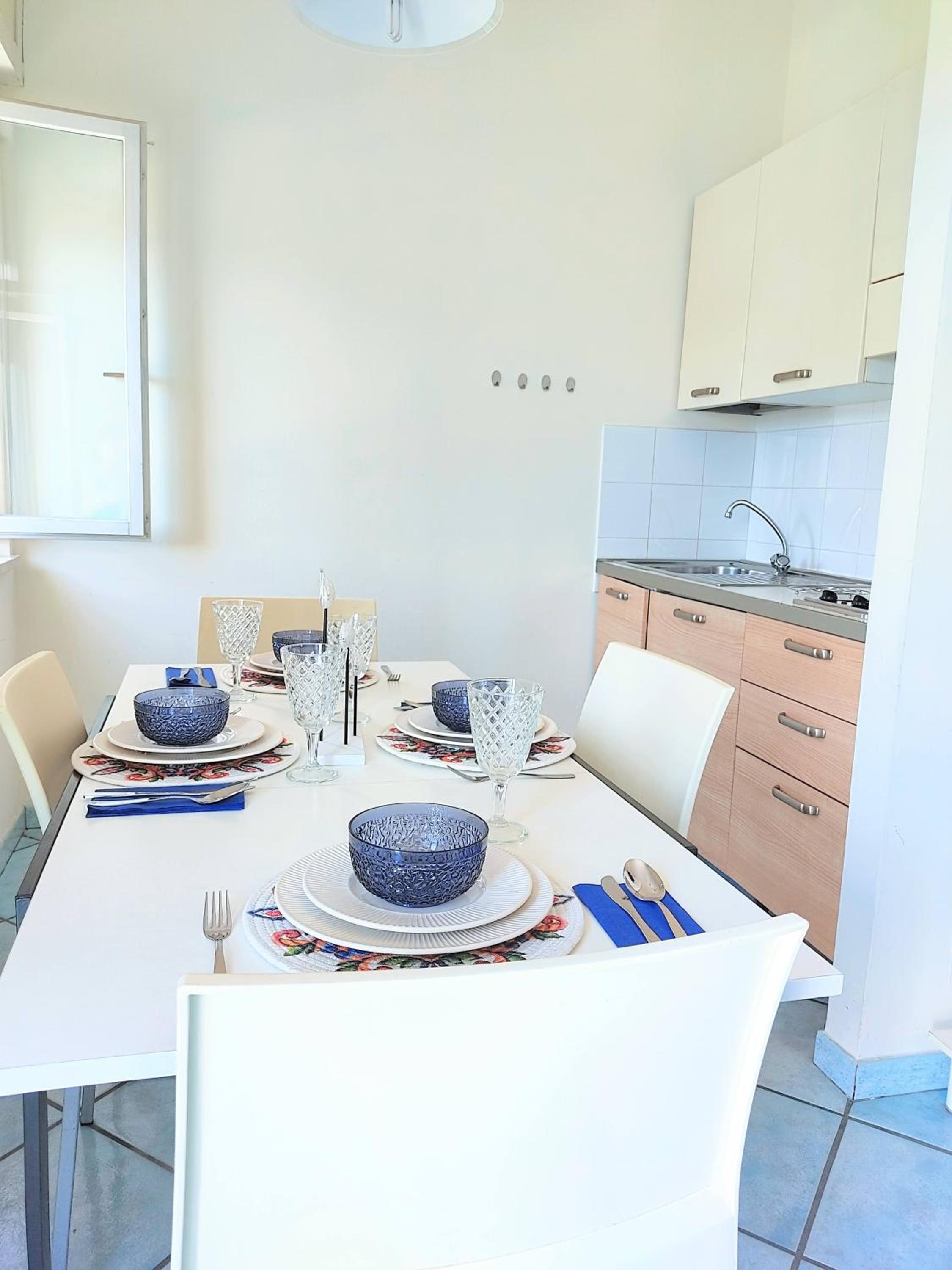 Apartment with Sea View - Photo 12